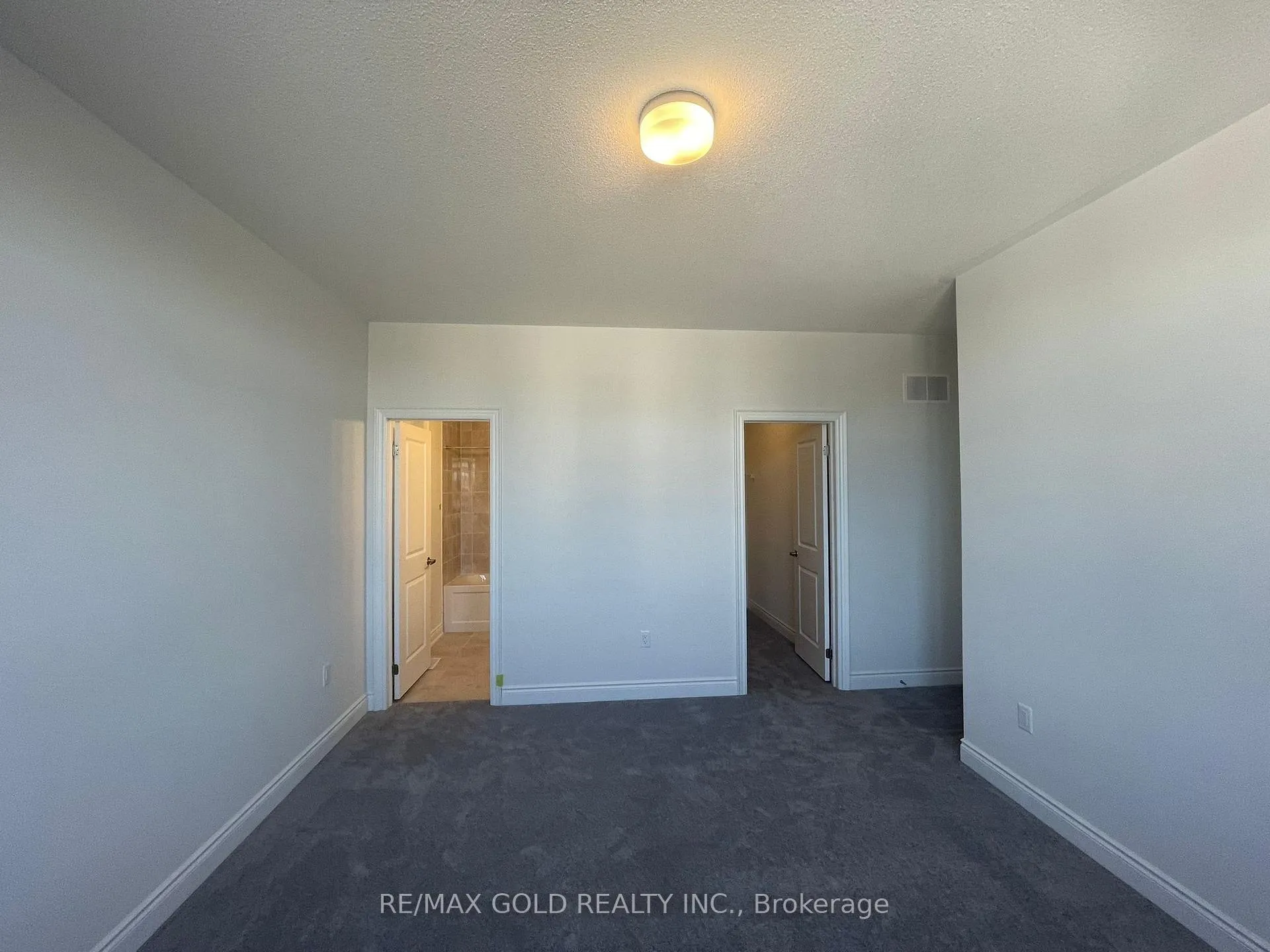 Photo 14 of 31 Dolomite Drive, Brampton, Bram East — HOMEH
