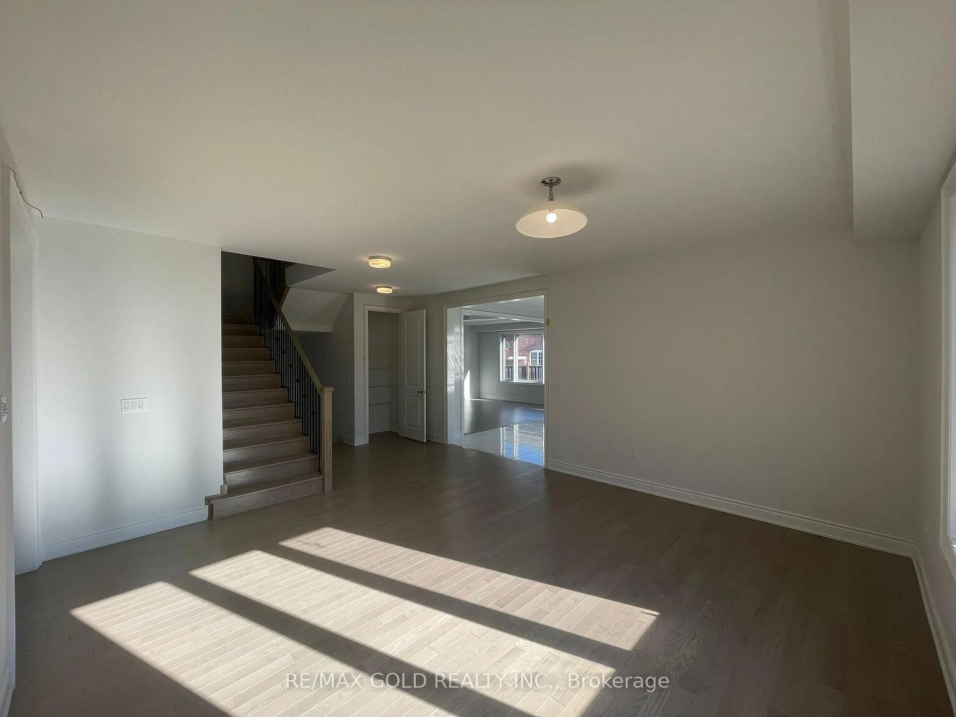 Photo 19 of 31 Dolomite Drive, Brampton, Bram East — HOMEH