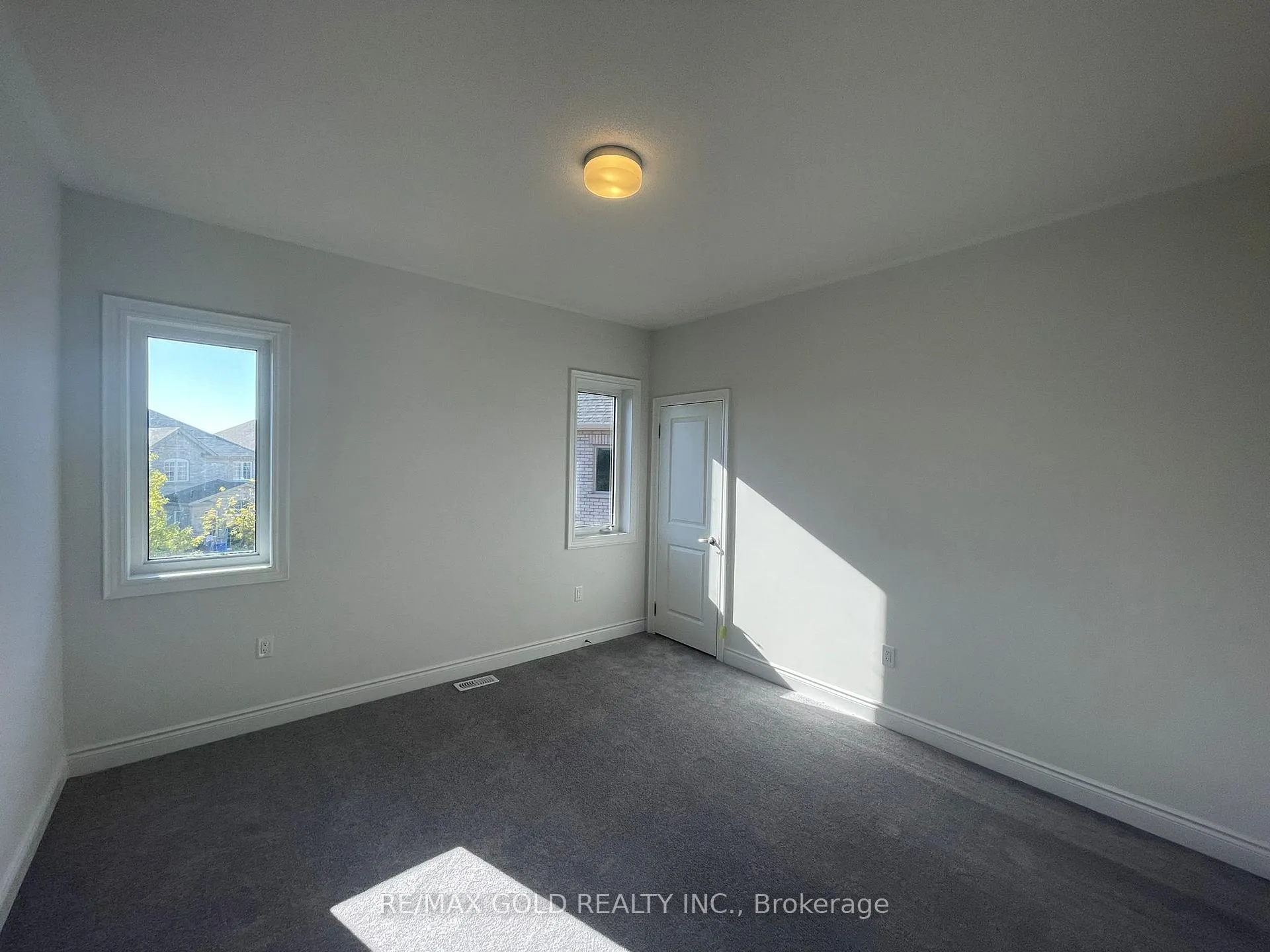 Photo 24 of 31 Dolomite Drive, Brampton, Bram East — HOMEH