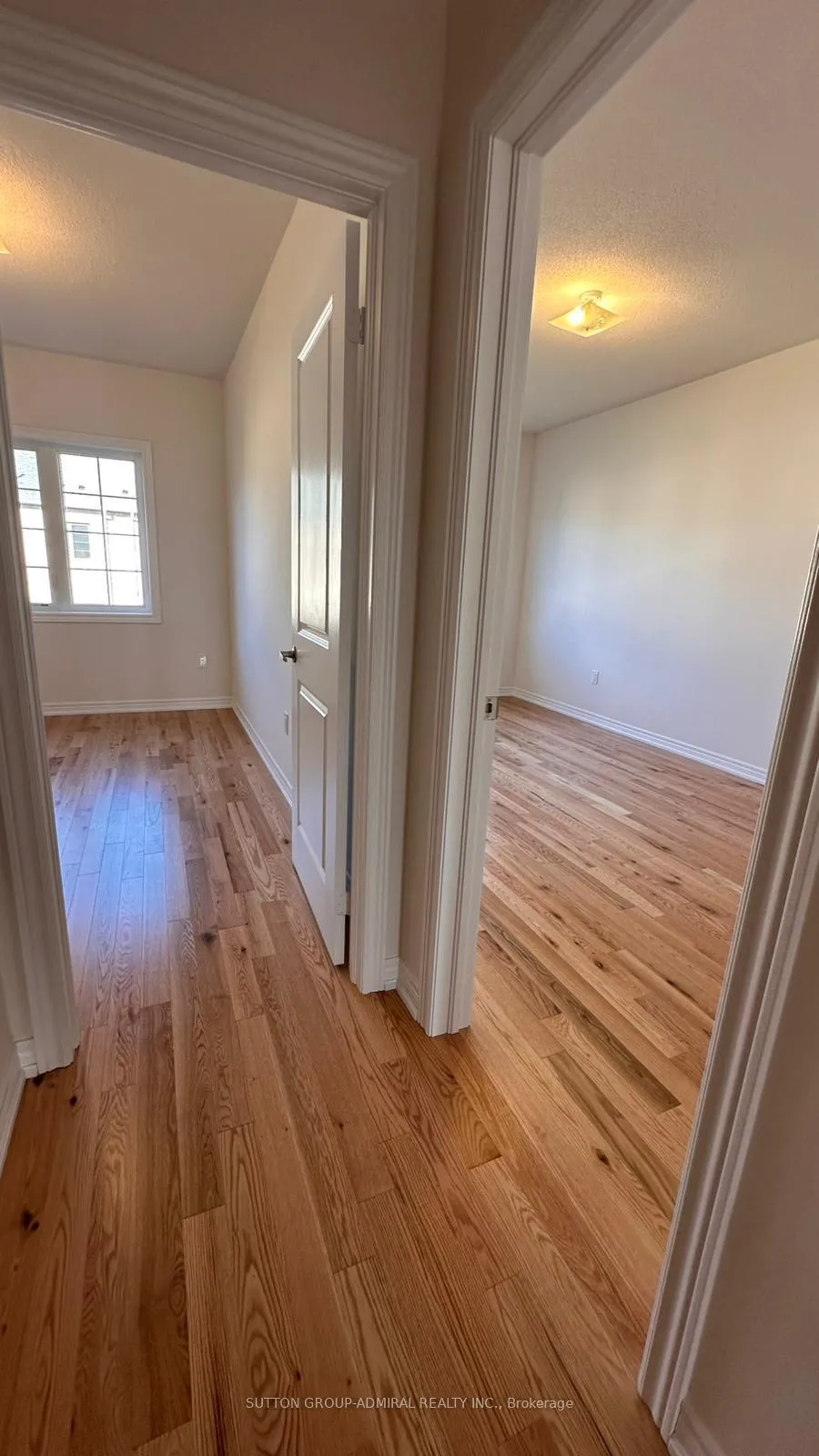 Photo 3 of 10 Hayrake Street, Brampton, Snelgrove — HOMEH