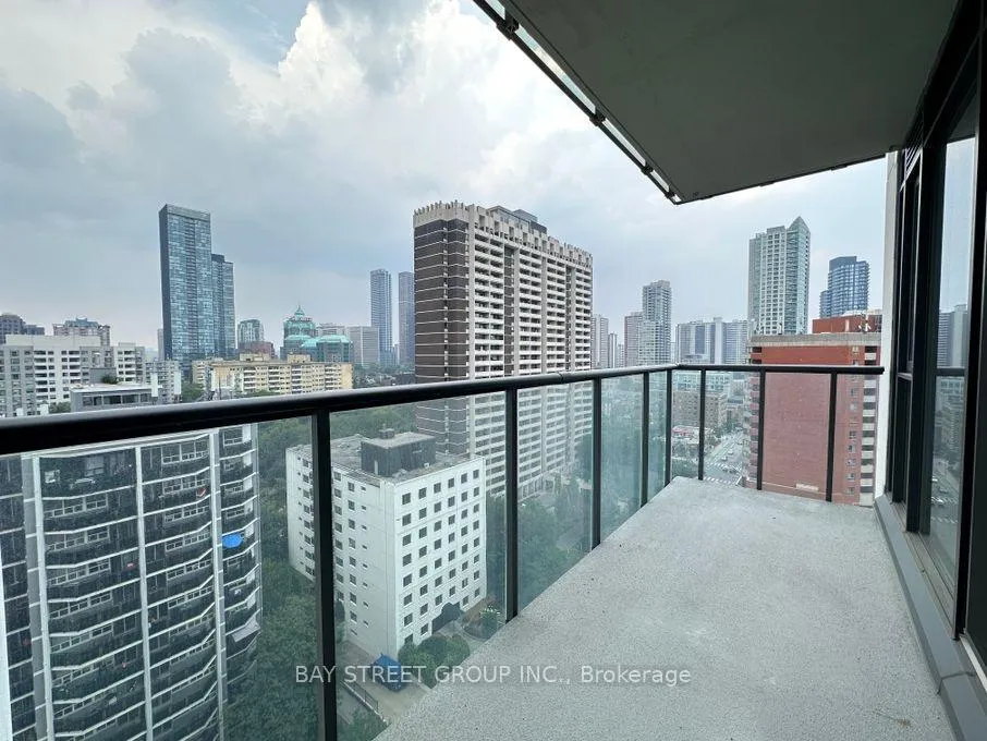 Photo 10 of Unit 1408, 81 Wellesley Street E, Toronto, Church-Yonge Corridor — HOMEH