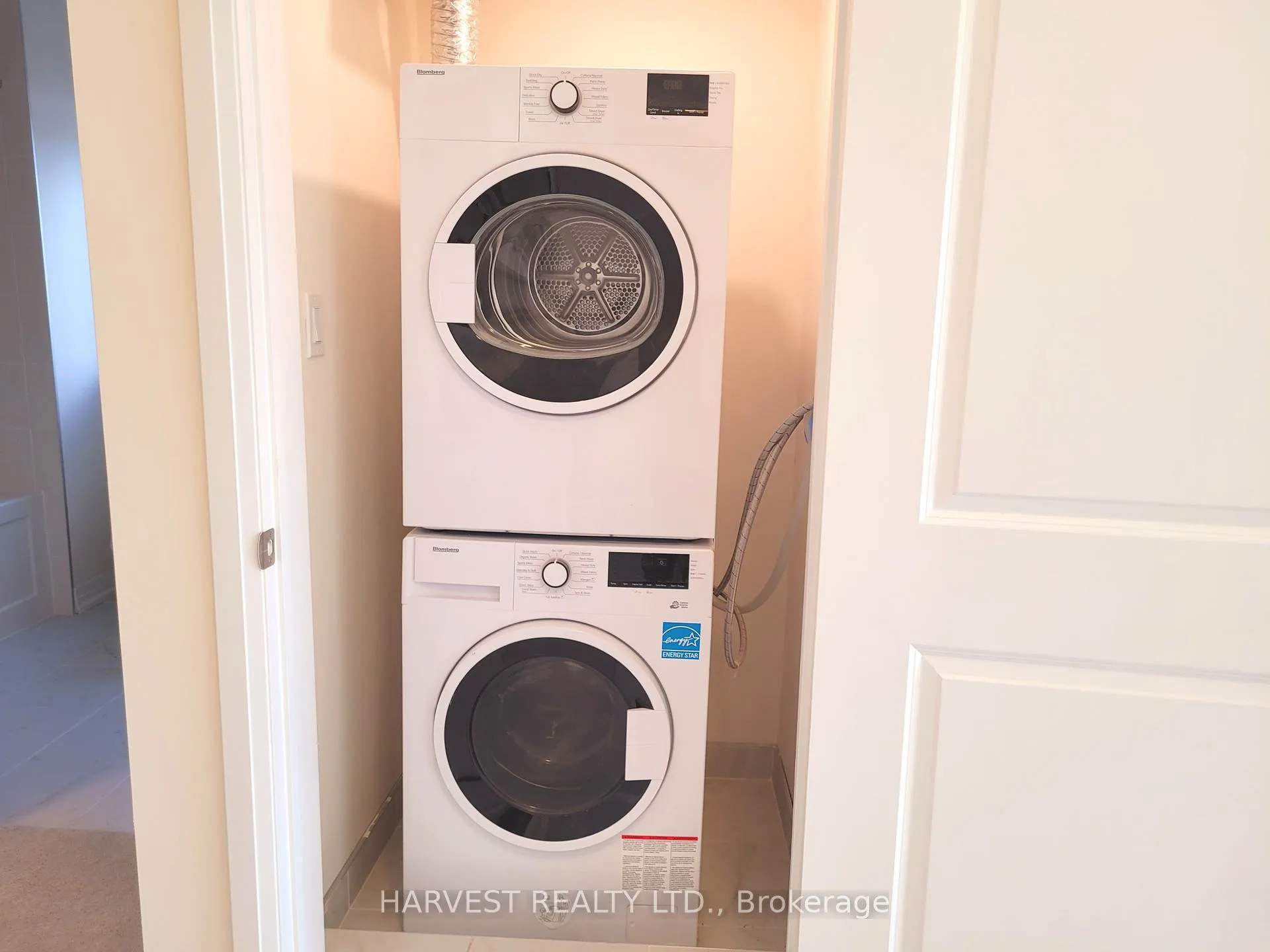 Photo 22 of Unit 2, 145 Tapscott Road, Scarborough, Malvern — HOMEH