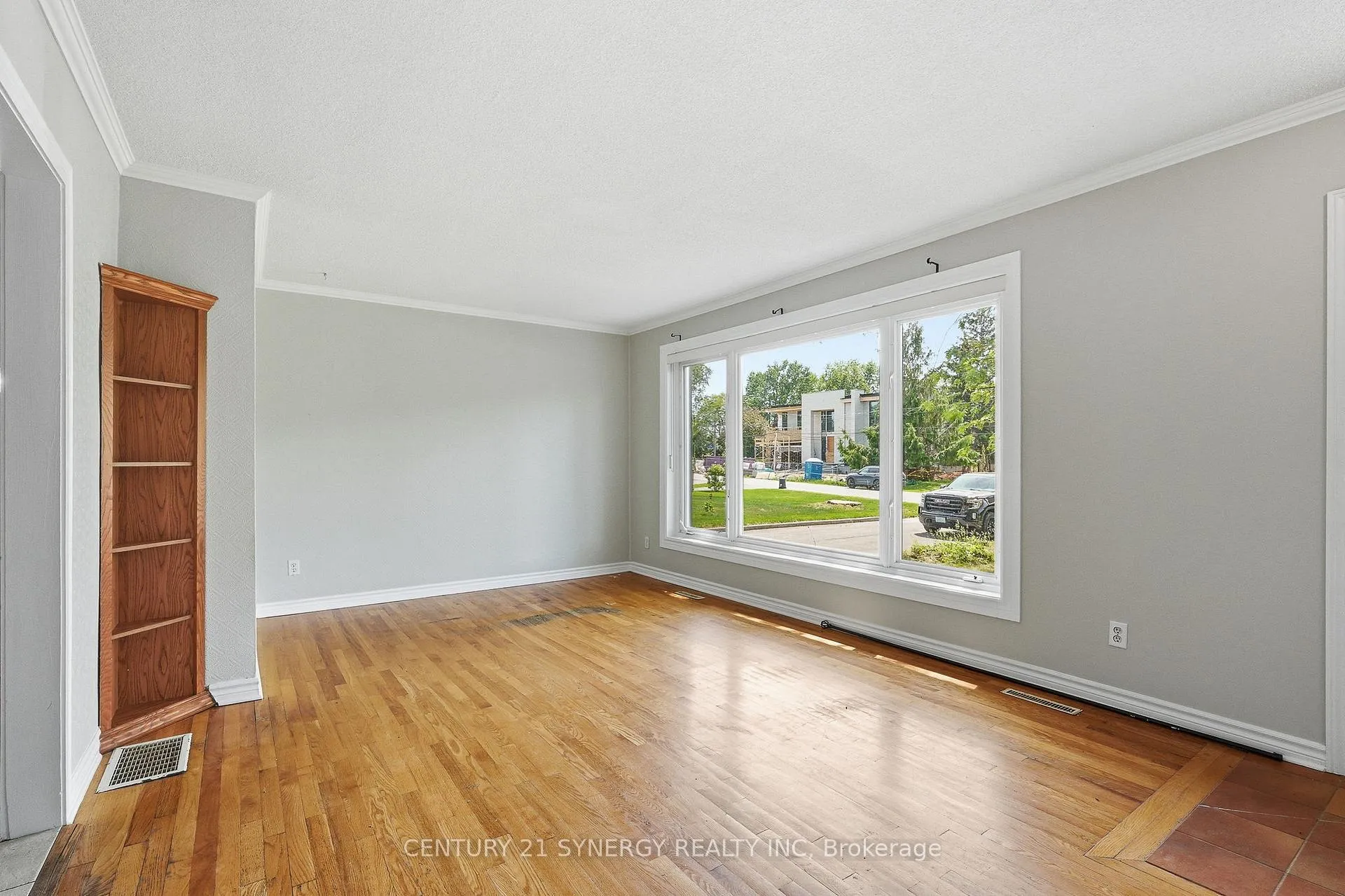 Photo 4 of 3941 Shirley Avenue, Ottawa, Riverside South/Gloucester Glen — HOMEH