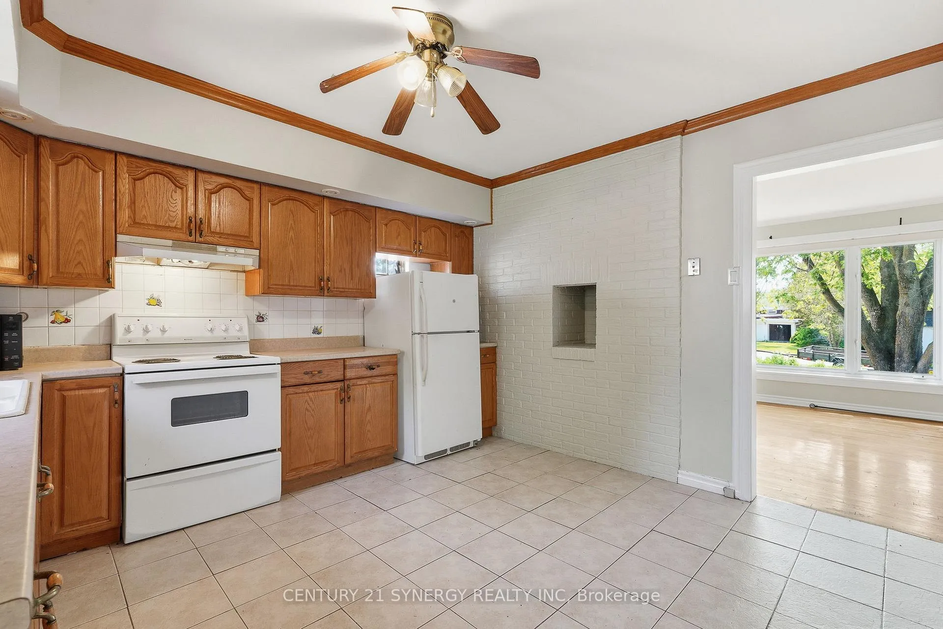 Photo 7 of 3941 Shirley Avenue, Ottawa, Riverside South/Gloucester Glen — HOMEH