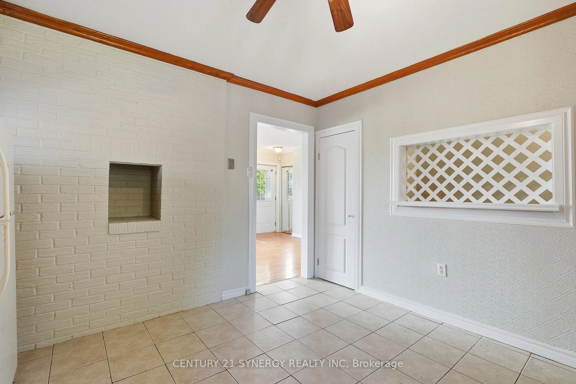 Photo 9 of 3941 Shirley Avenue, Ottawa, Riverside South/Gloucester Glen — HOMEH