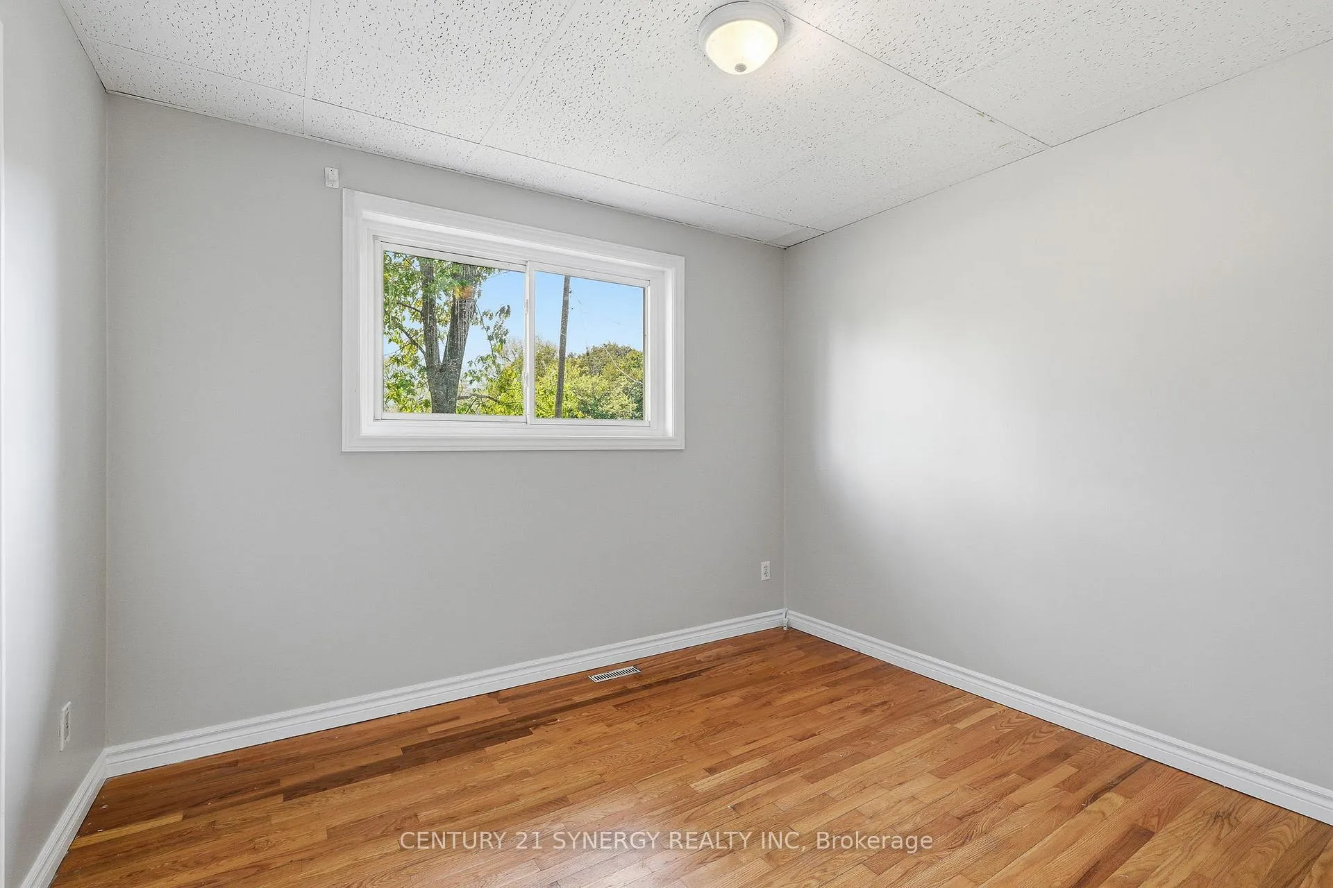 Photo 11 of 3941 Shirley Avenue, Ottawa, Riverside South/Gloucester Glen — HOMEH