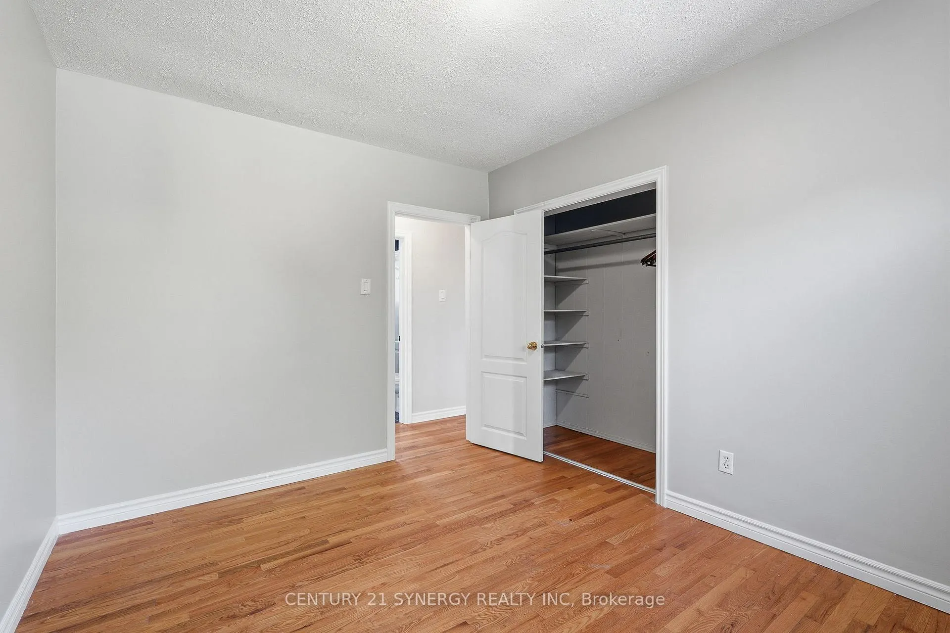 Photo 12 of 3941 Shirley Avenue, Ottawa, Riverside South/Gloucester Glen — HOMEH