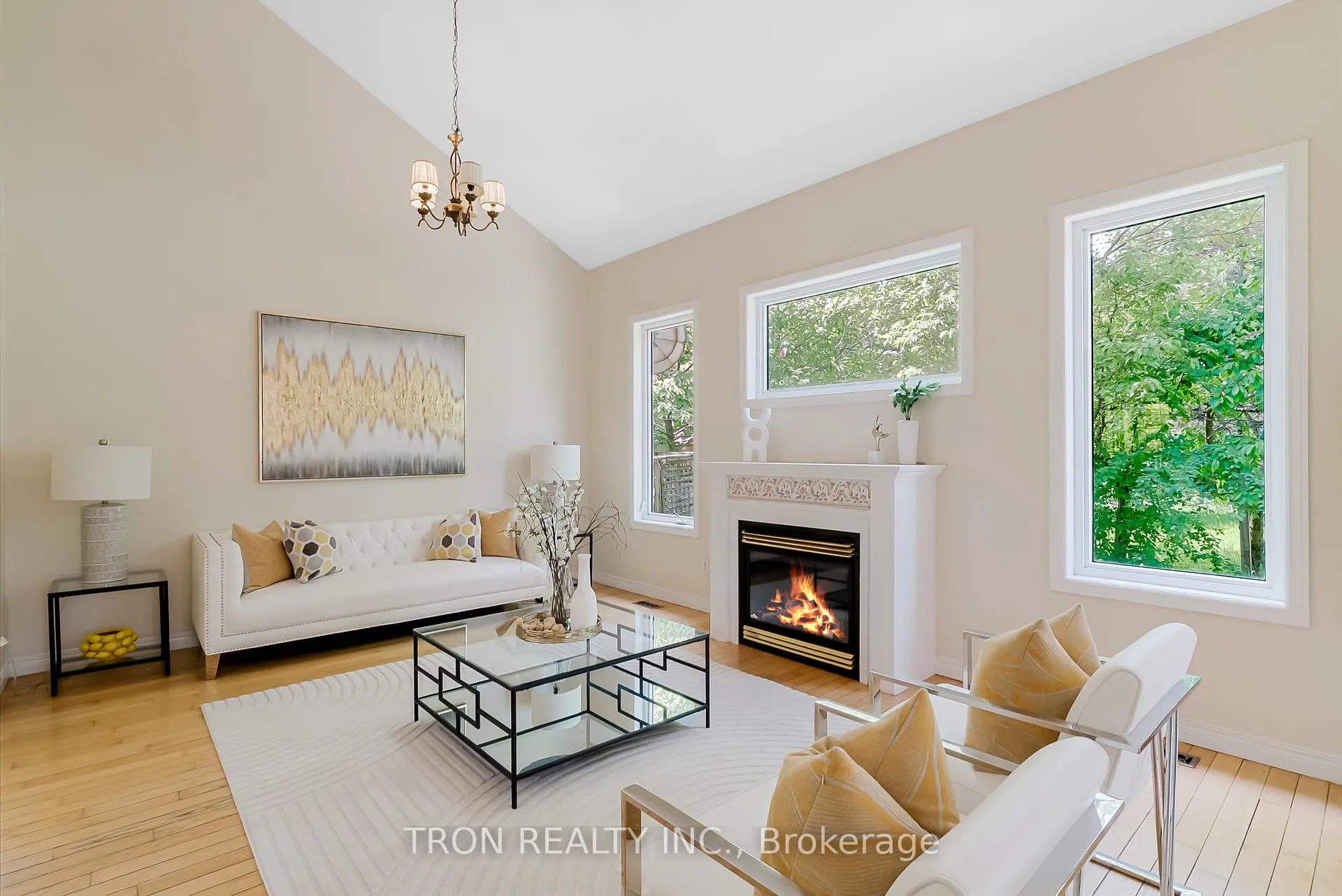 Photo 8 of 505 Yorkshire Drive, Waterloo — HOMEH