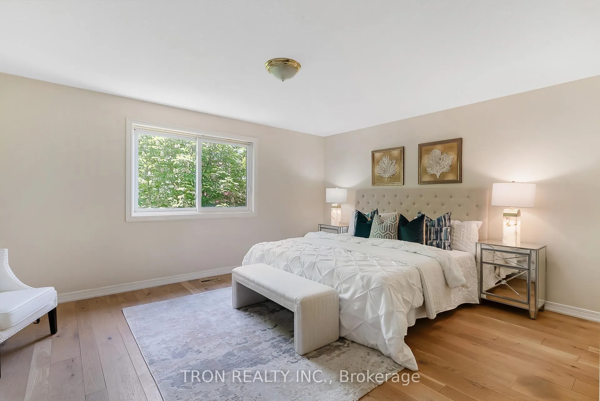 Photo 17 of 505 Yorkshire Drive, Waterloo — HOMEH