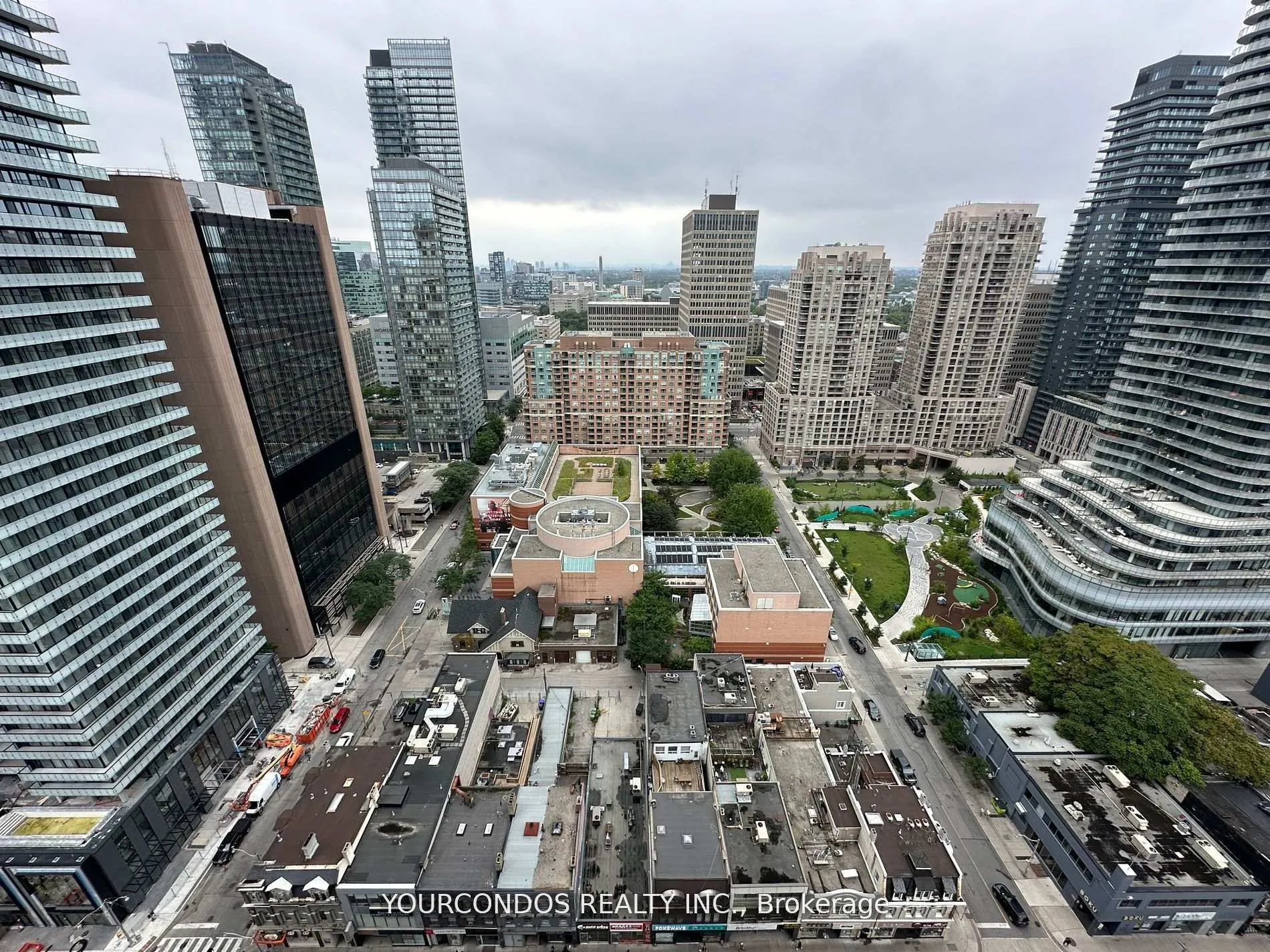 Photo 7 of Unit 2504, 18 Maitland Terrace, Toronto, Church-Yonge Corridor — HOMEH