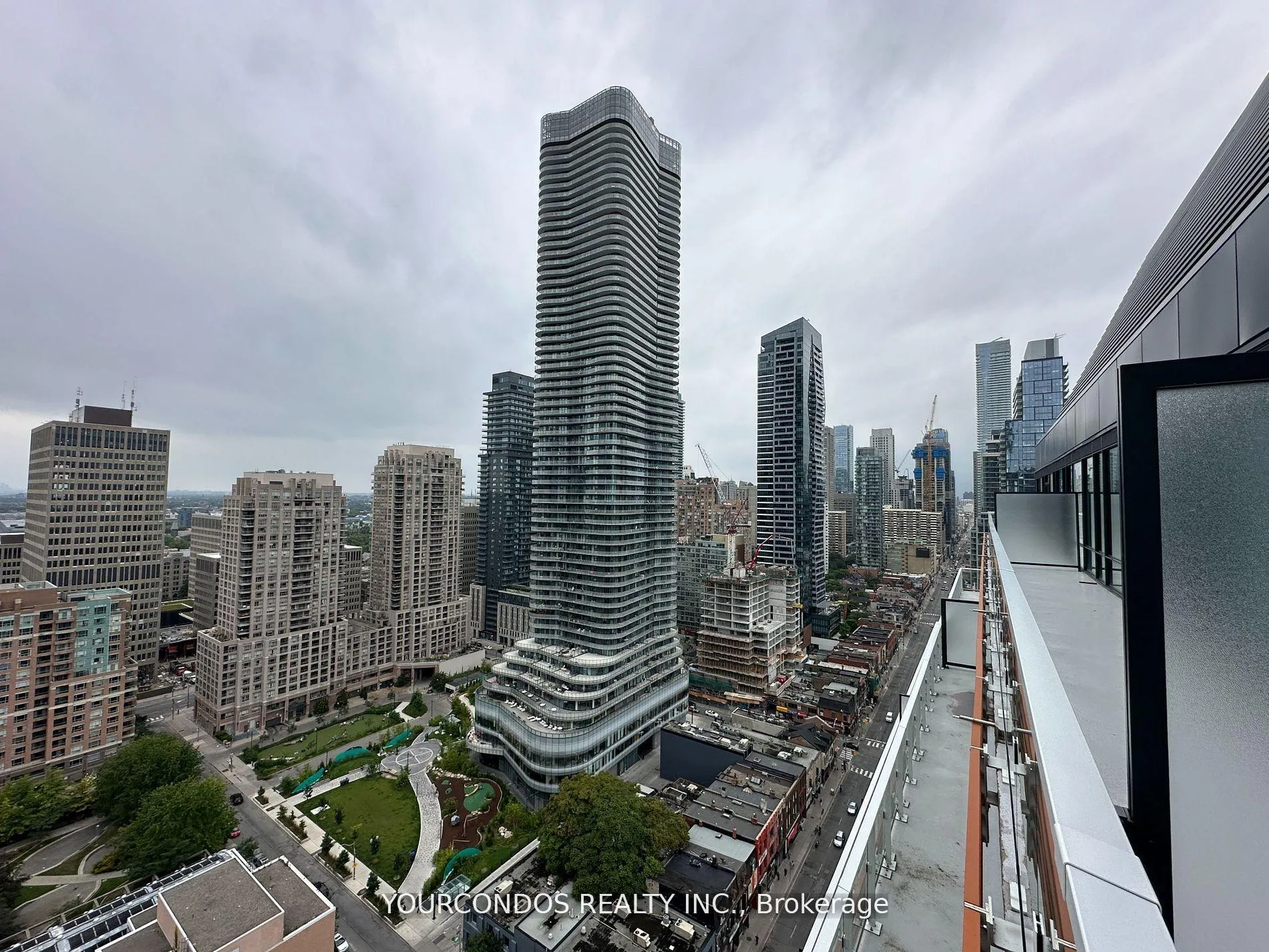 Photo 8 of Unit 2504, 18 Maitland Terrace, Toronto, Church-Yonge Corridor — HOMEH