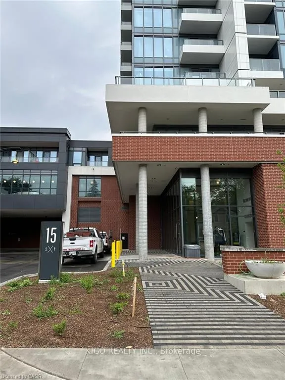 Front of Unit 2914, 15 Wellington Street S
