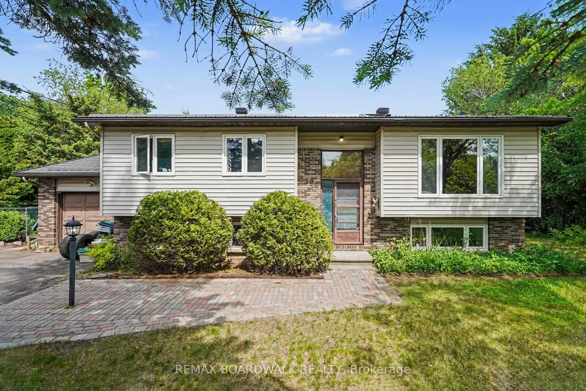 Photo 2 of 3399 Regburn Drive, Ottawa, Osgoode — HOMEH