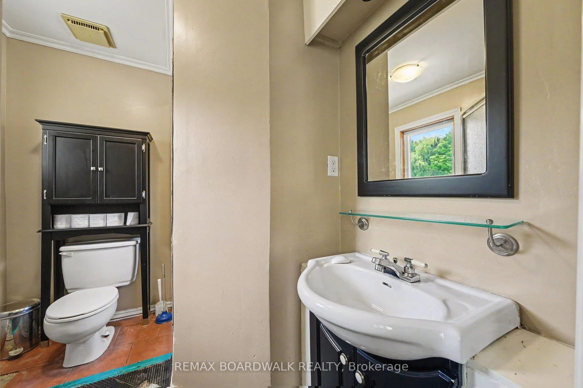 Photo 21 of 3399 Regburn Drive, Ottawa, Osgoode — HOMEH