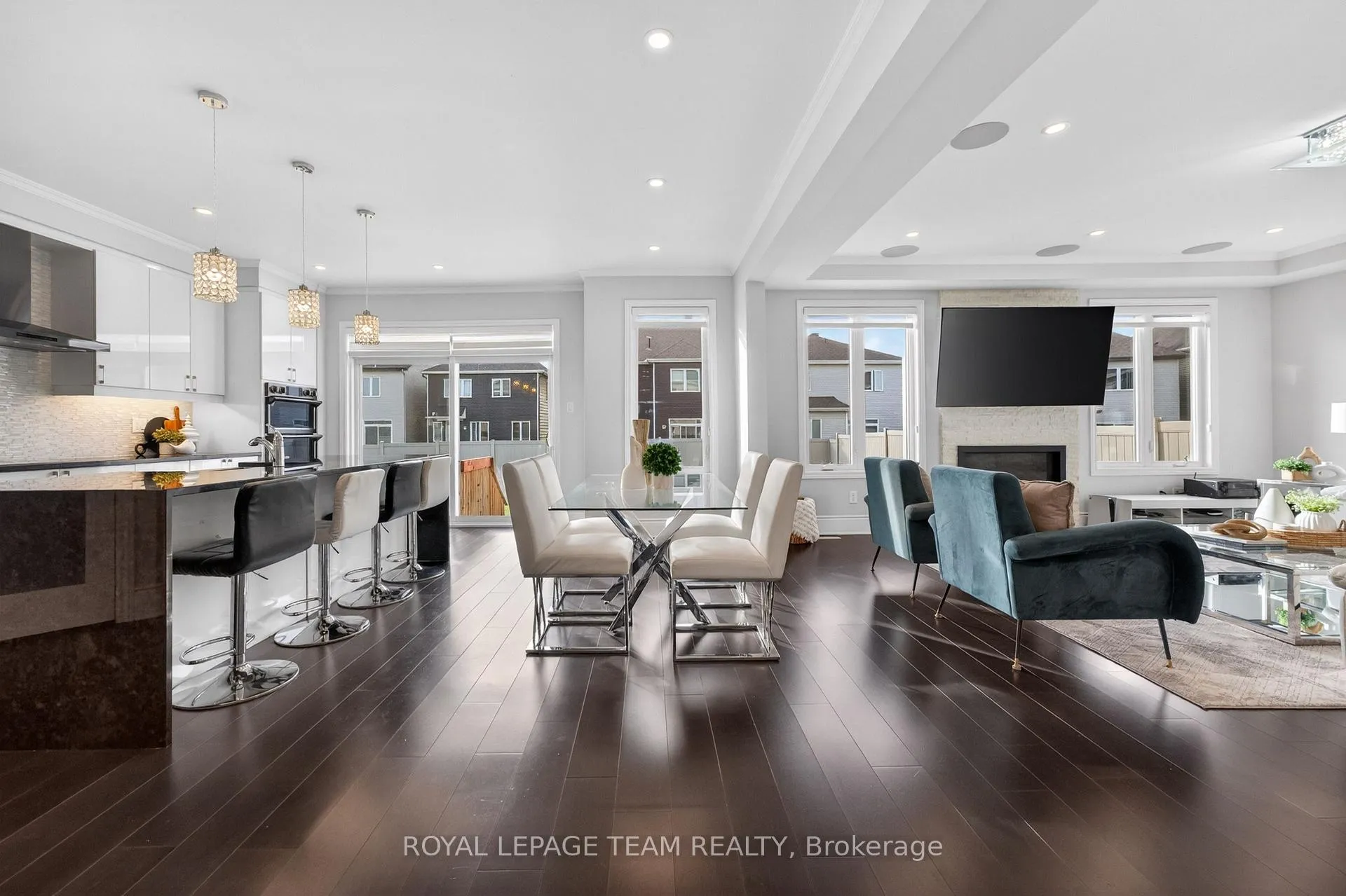 Photo 11 of 290 Ponderosa Street, Ottawa, Kanata - Emerald Meadows/Trailwest — HOMEH