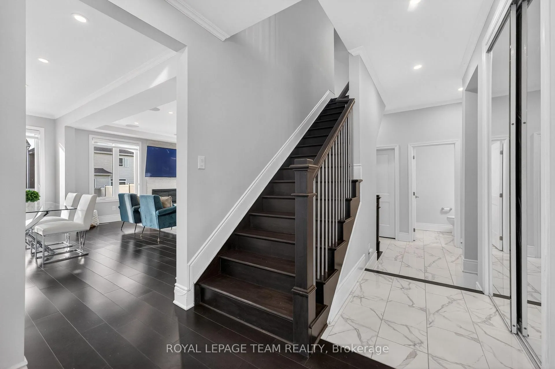 Photo 16 of 290 Ponderosa Street, Ottawa, Kanata - Emerald Meadows/Trailwest — HOMEH