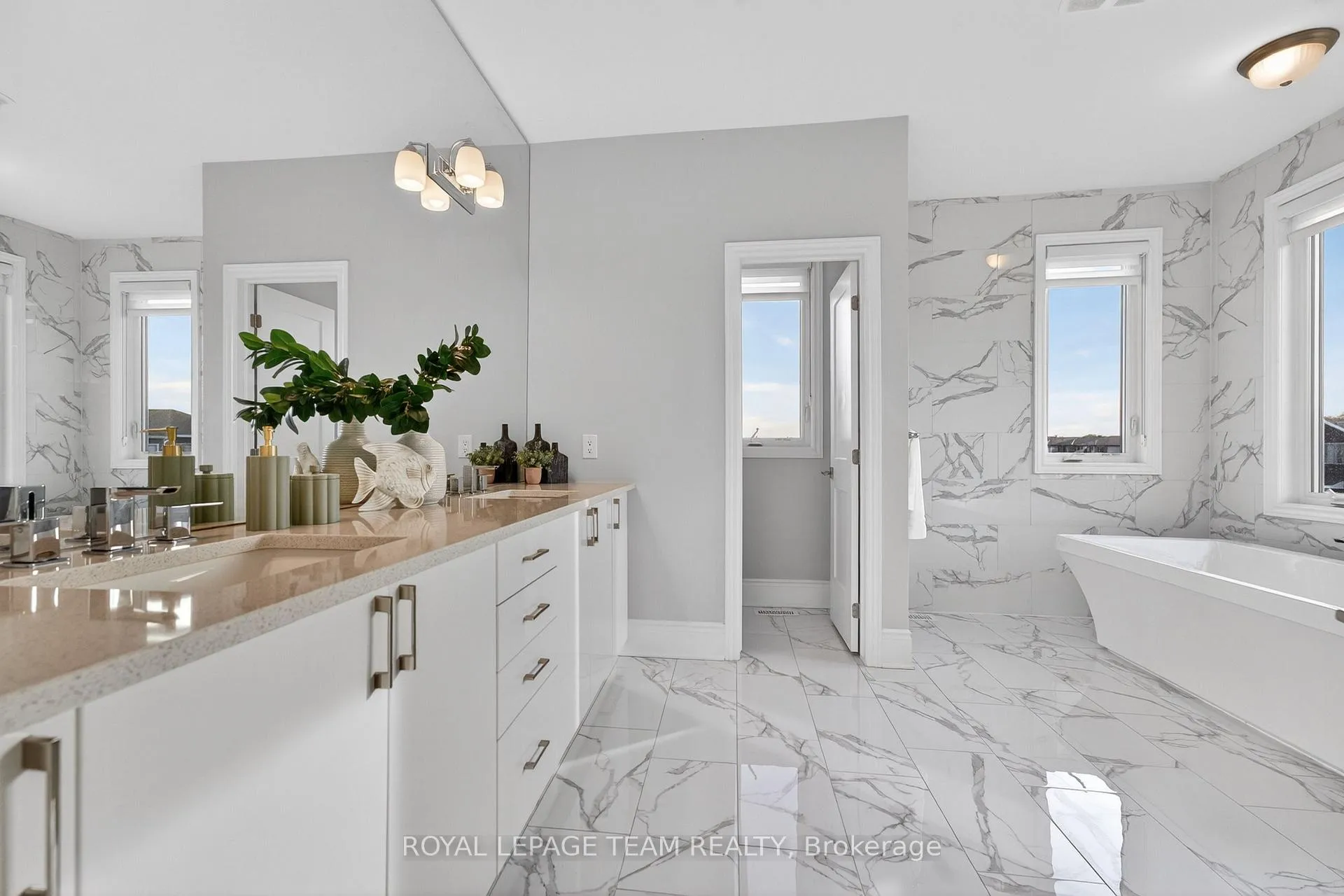 Photo 21 of 290 Ponderosa Street, Ottawa, Kanata - Emerald Meadows/Trailwest — HOMEH