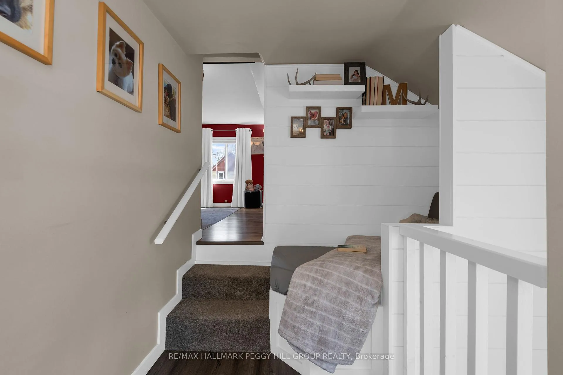 Photo 11 of 307 Millard Street, Orillia — HOMEH