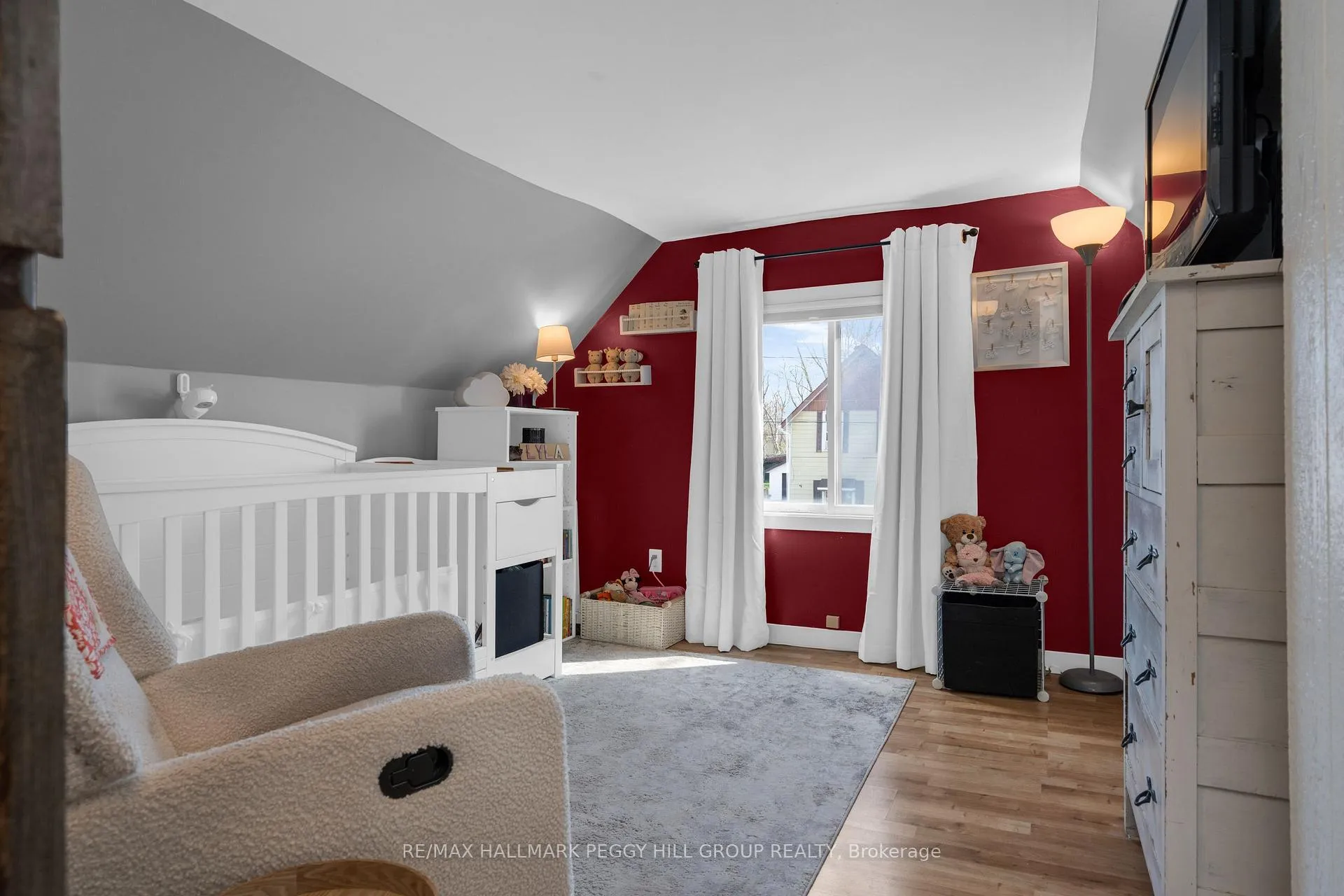 Photo 15 of 307 Millard Street, Orillia — HOMEH