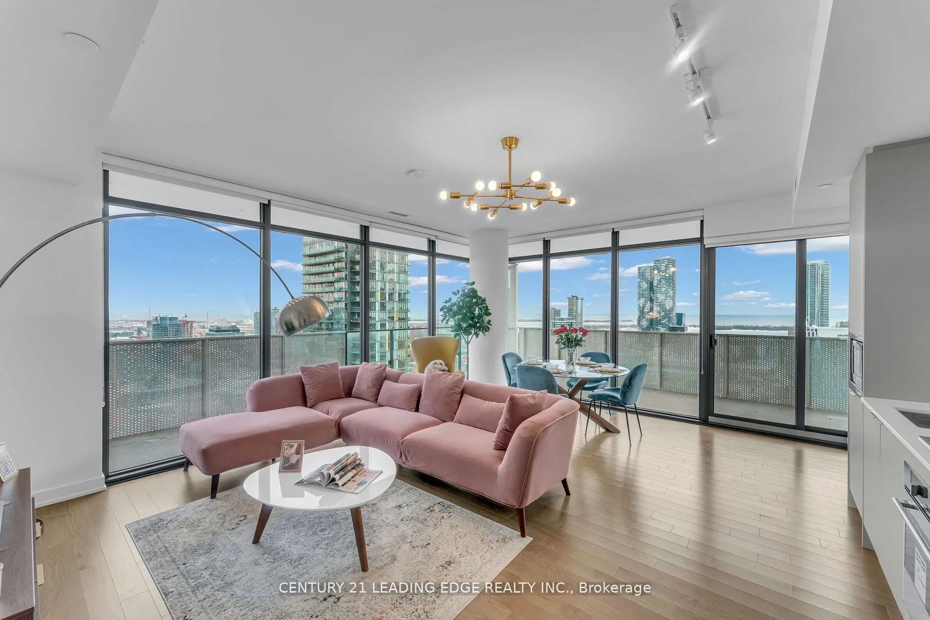 Photo 3 of Unit 3603, 20 Lombard Street, Toronto, Church-Yonge Corridor — HOMEH