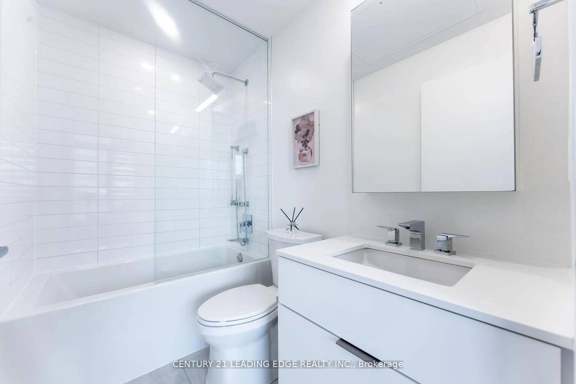 Photo 6 of Unit 3603, 20 Lombard Street, Toronto, Church-Yonge Corridor — HOMEH