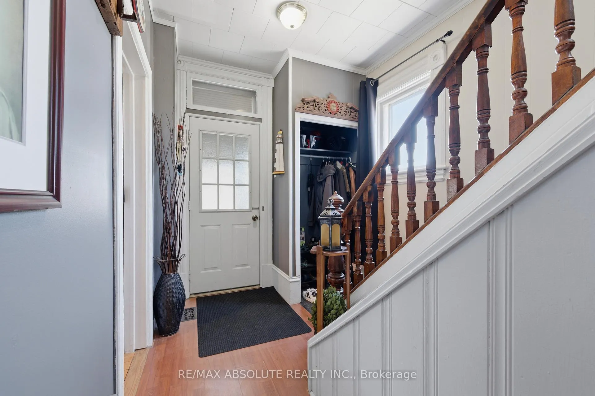 Photo 7 of 19 Leeds Street, Smiths Falls — HOMEH
