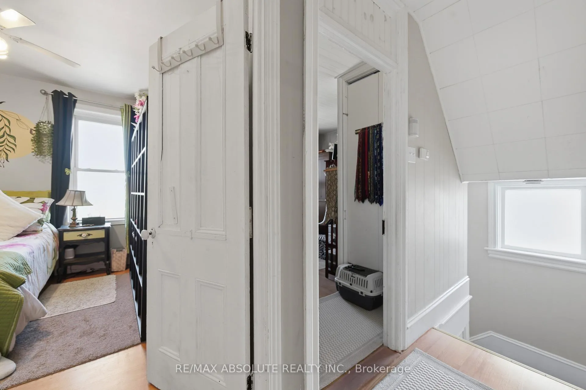 Photo 22 of 19 Leeds Street, Smiths Falls — HOMEH