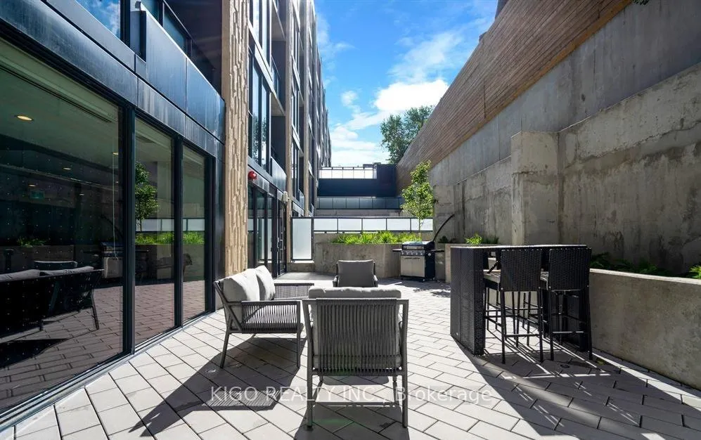 Photo 11 of Unit 602, 840 St Clair Avenue W, Toronto, Oakwood Village — HOMEH