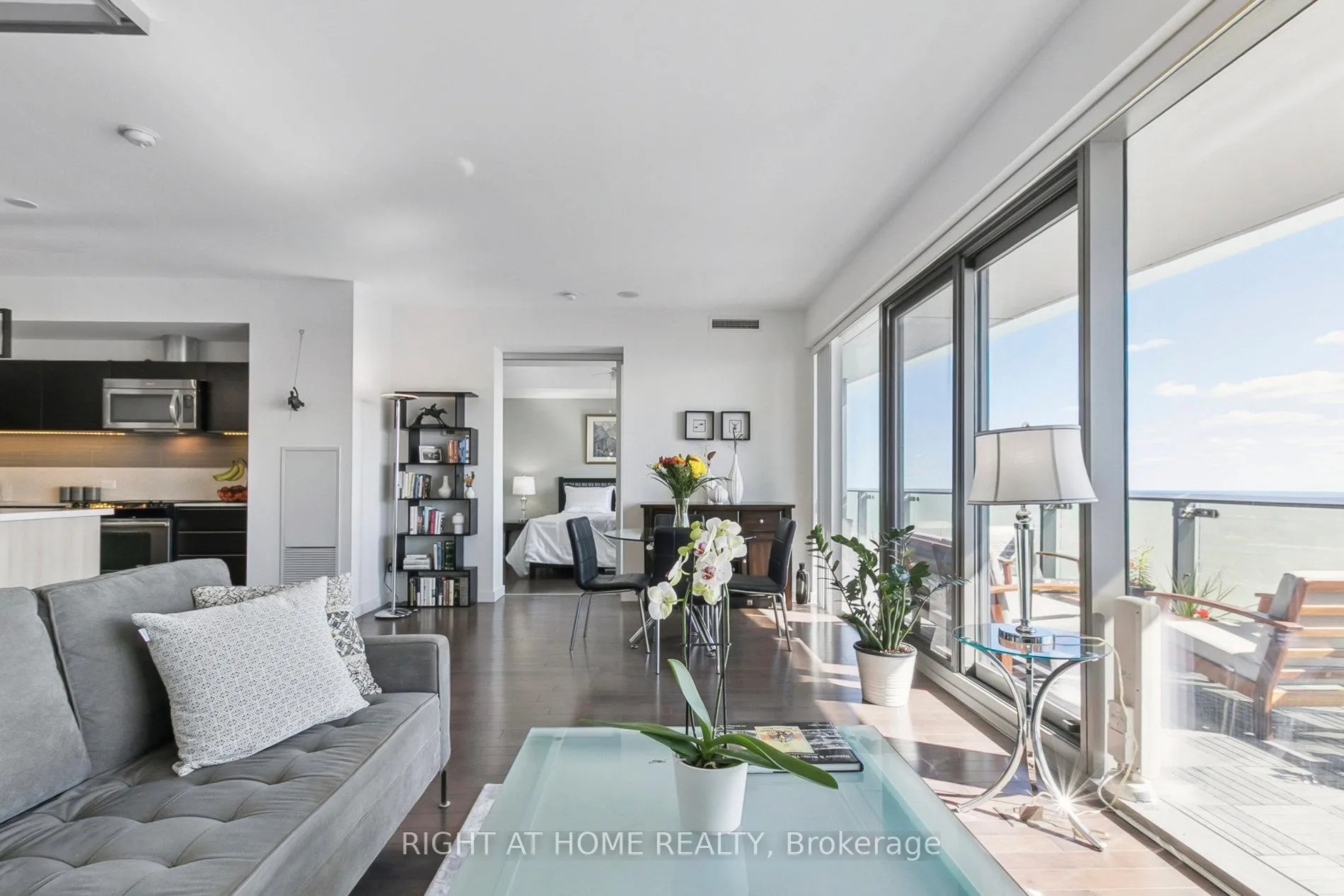 Photo 19 of Unit 3207, 390 Cherry Street, Toronto, Waterfront Communities — HOMEH