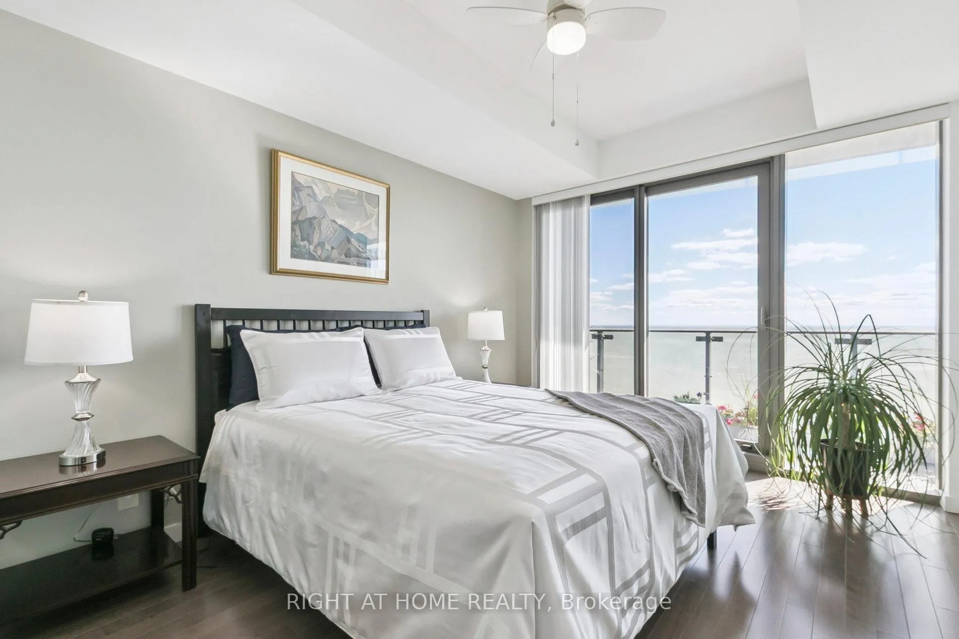 Photo 25 of Unit 3207, 390 Cherry Street, Toronto, Waterfront Communities — HOMEH