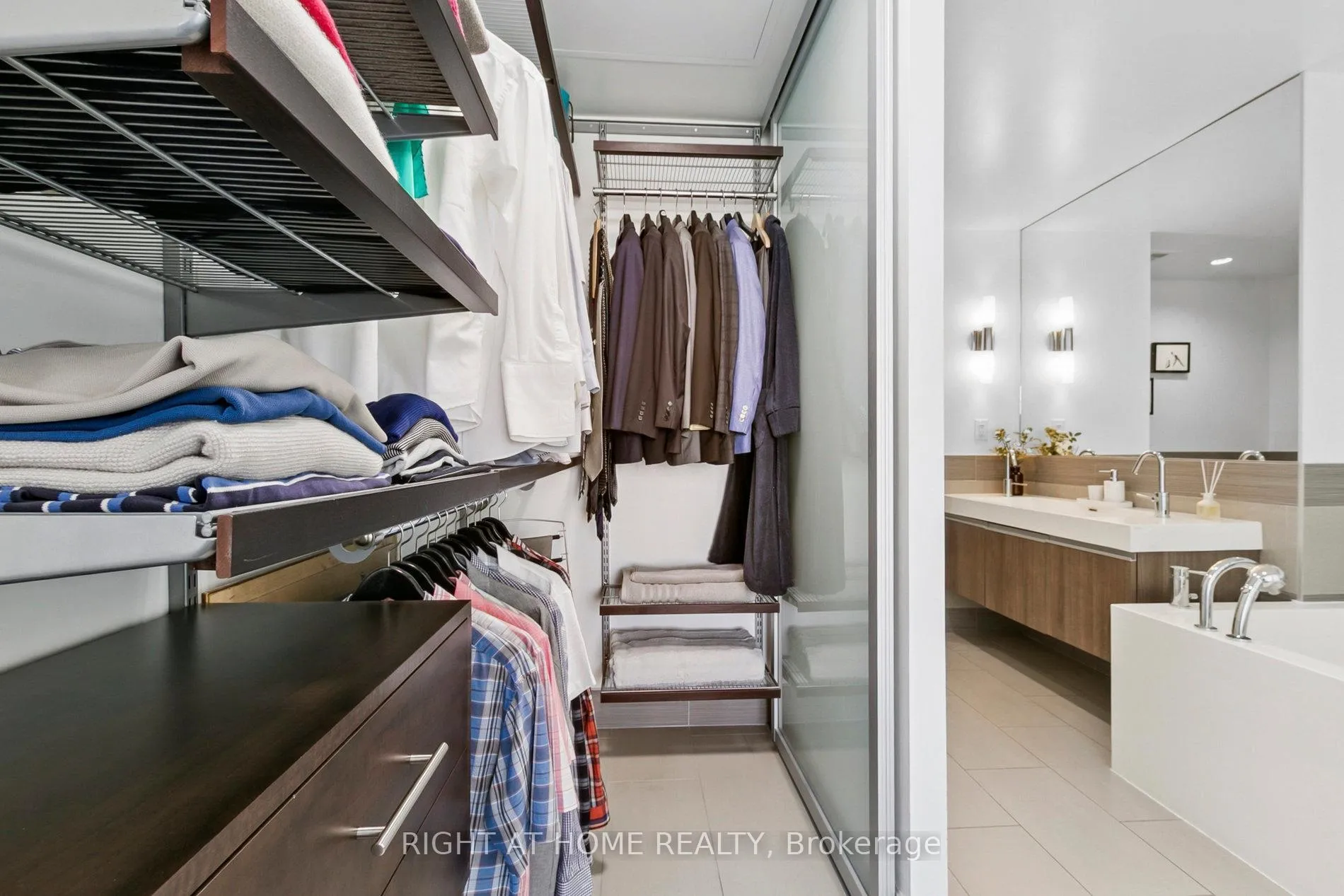 Photo 27 of Unit 3207, 390 Cherry Street, Toronto, Waterfront Communities — HOMEH