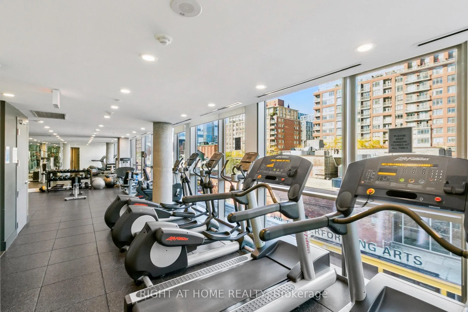 Photo 34 of Unit 3207, 390 Cherry Street, Toronto, Waterfront Communities — HOMEH