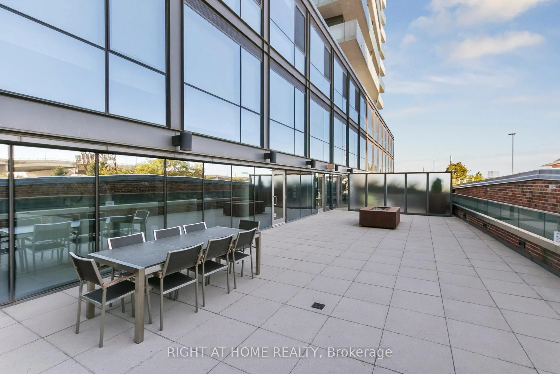 Photo 36 of Unit 3207, 390 Cherry Street, Toronto, Waterfront Communities — HOMEH