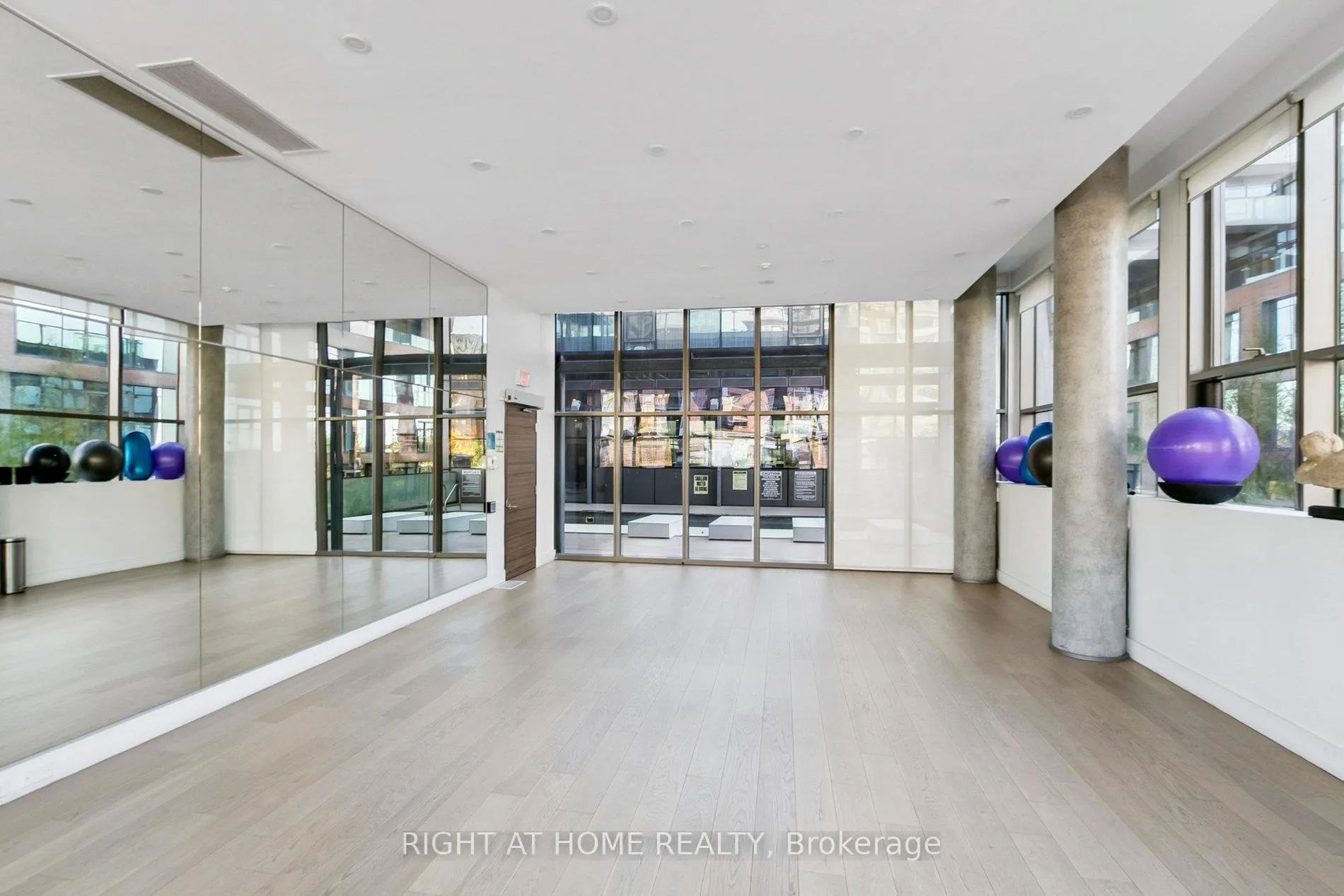 Photo 38 of Unit 3207, 390 Cherry Street, Toronto, Waterfront Communities — HOMEH