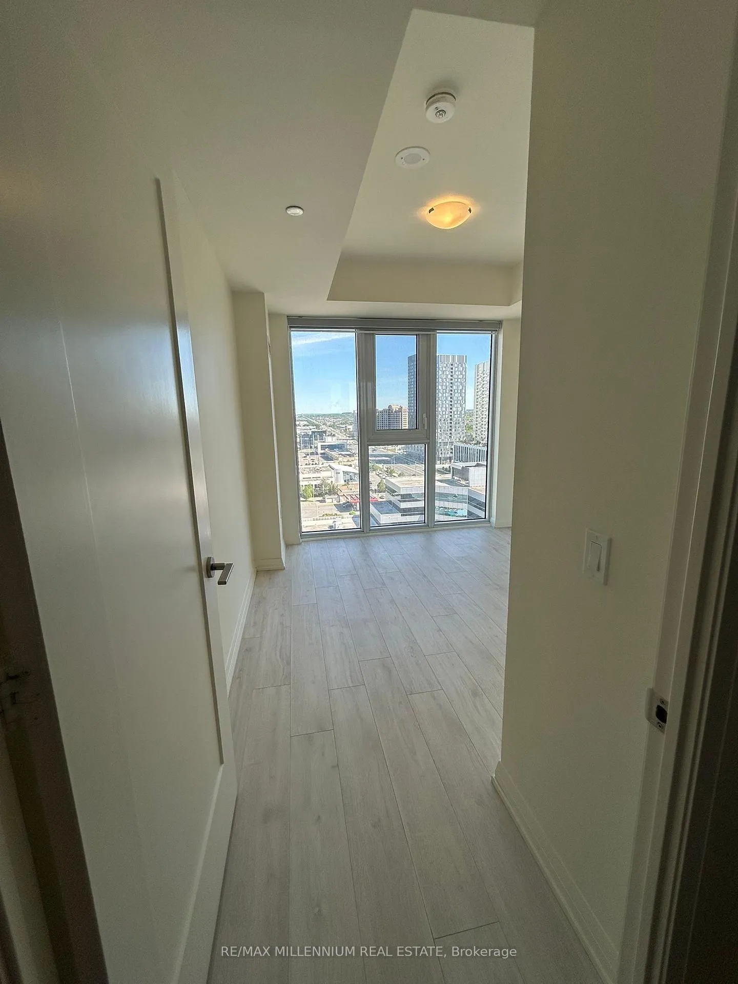 Photo 6 of Unit 1422, 9000 Jane Street, Vaughan, Vellore Village — HOMEH