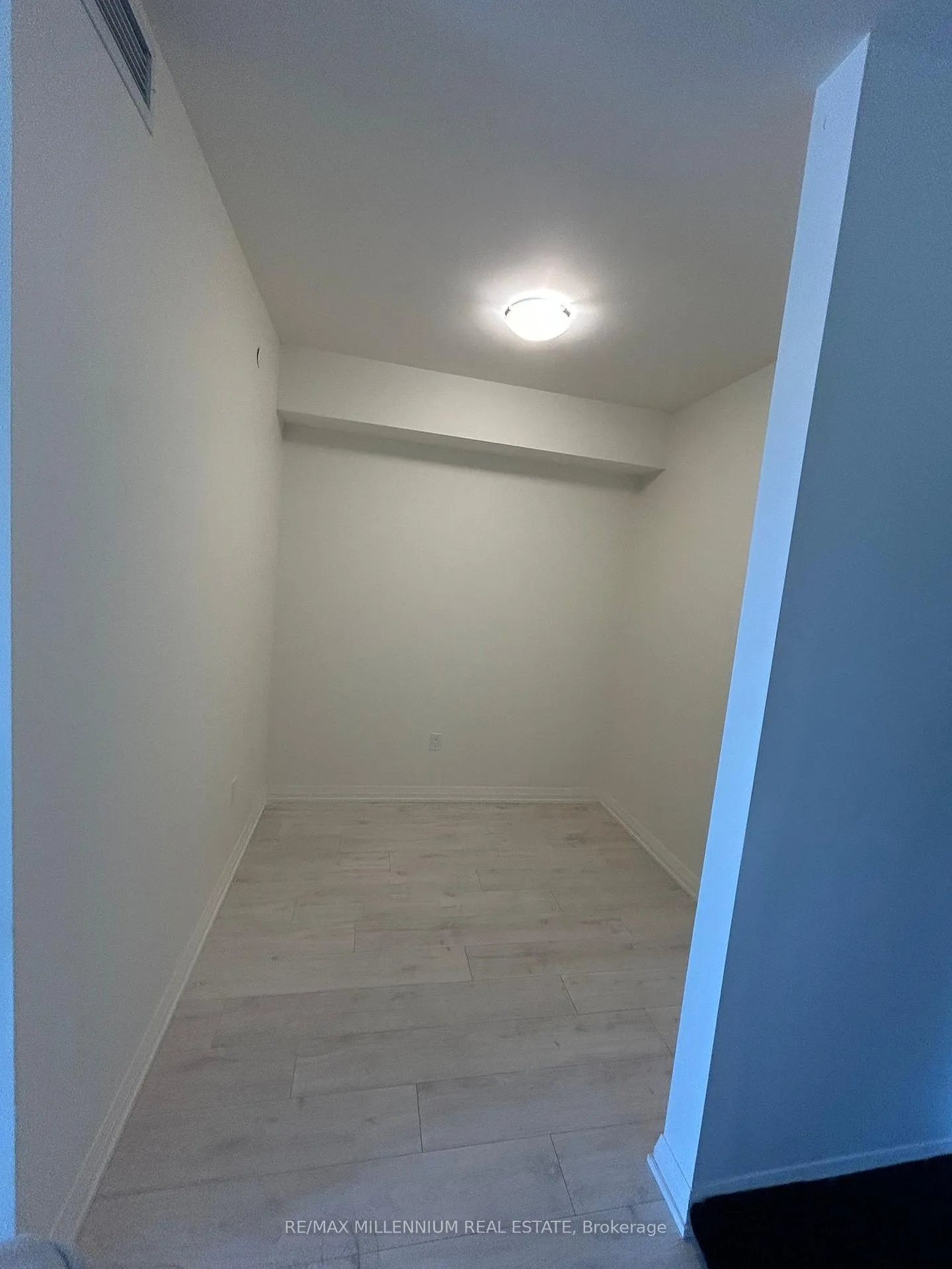 Photo 8 of Unit 1422, 9000 Jane Street, Vaughan, Vellore Village — HOMEH