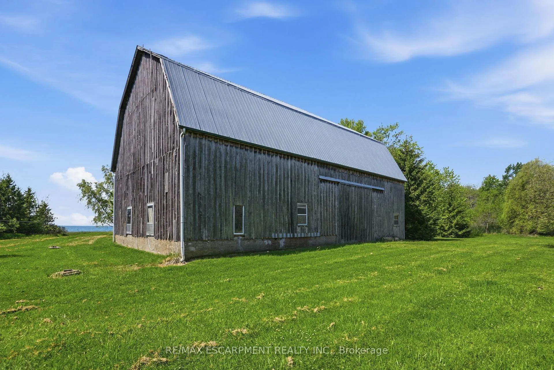Photo 5 of 2069 Lakeshore Road, Haldimand — HOMEH