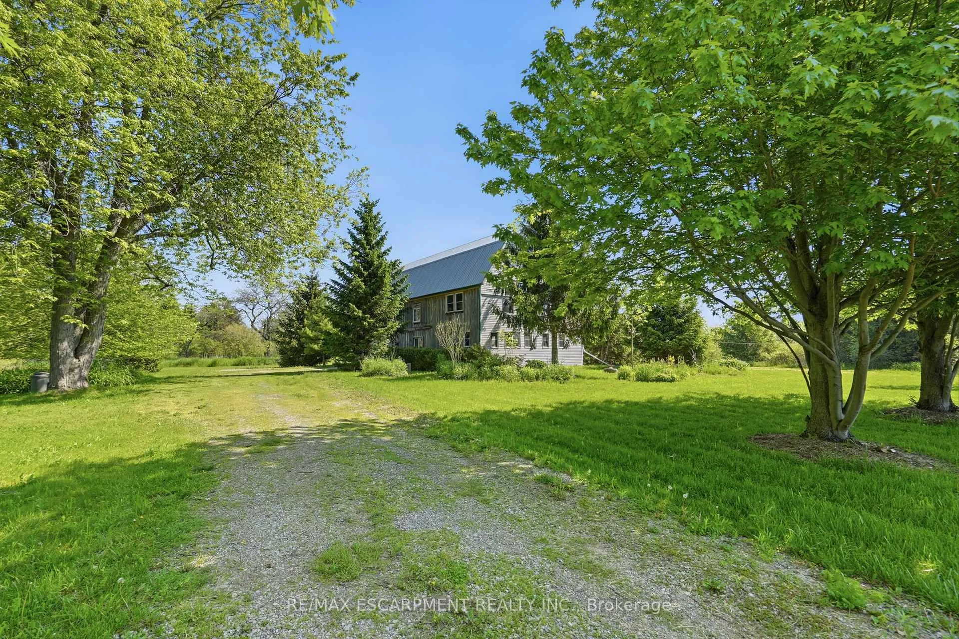Photo 19 of 2069 Lakeshore Road, Haldimand — HOMEH