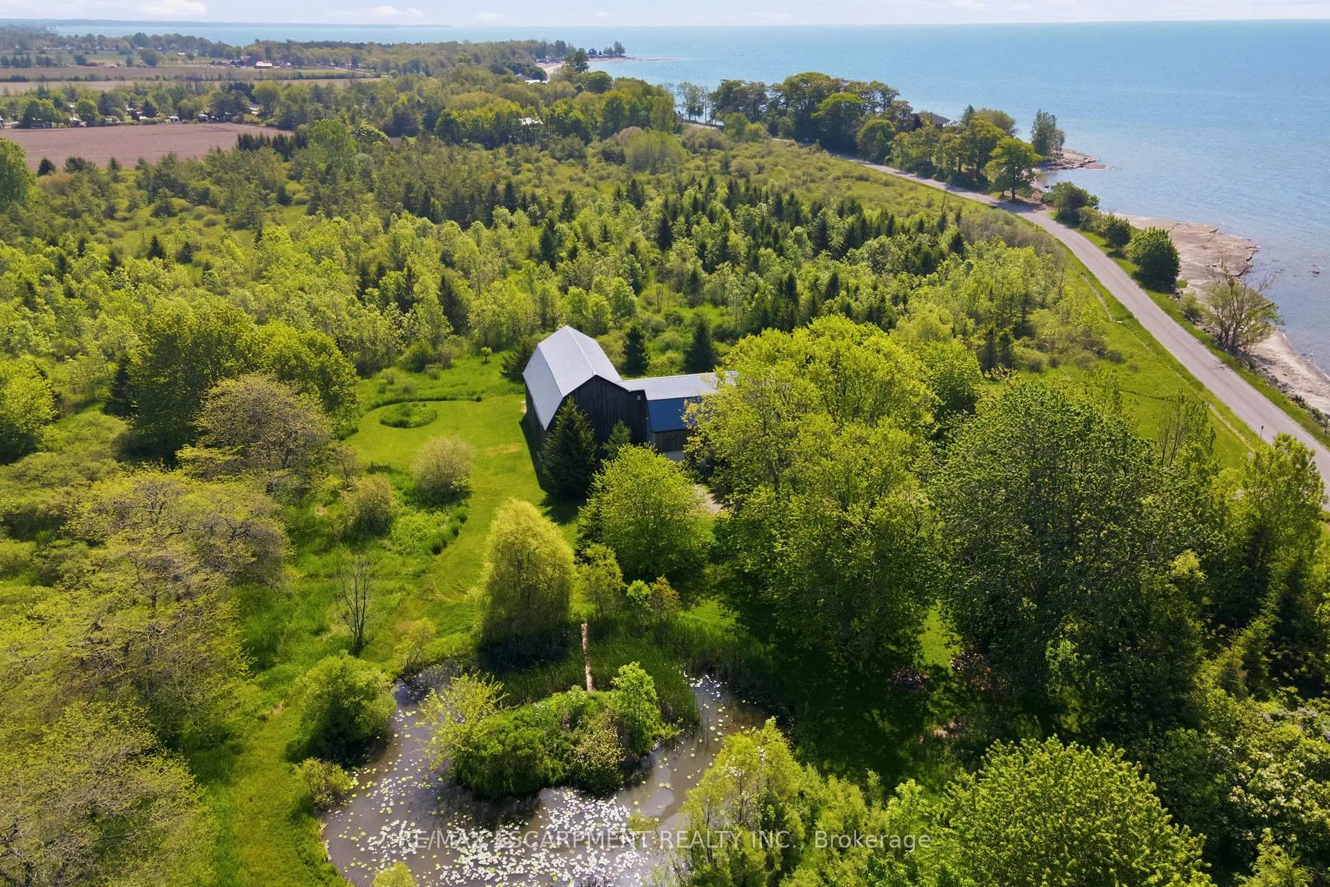 Photo 20 of 2069 Lakeshore Road, Haldimand — HOMEH