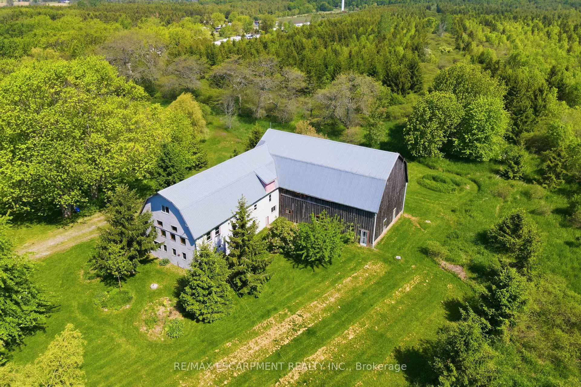 Photo 23 of 2069 Lakeshore Road, Haldimand — HOMEH