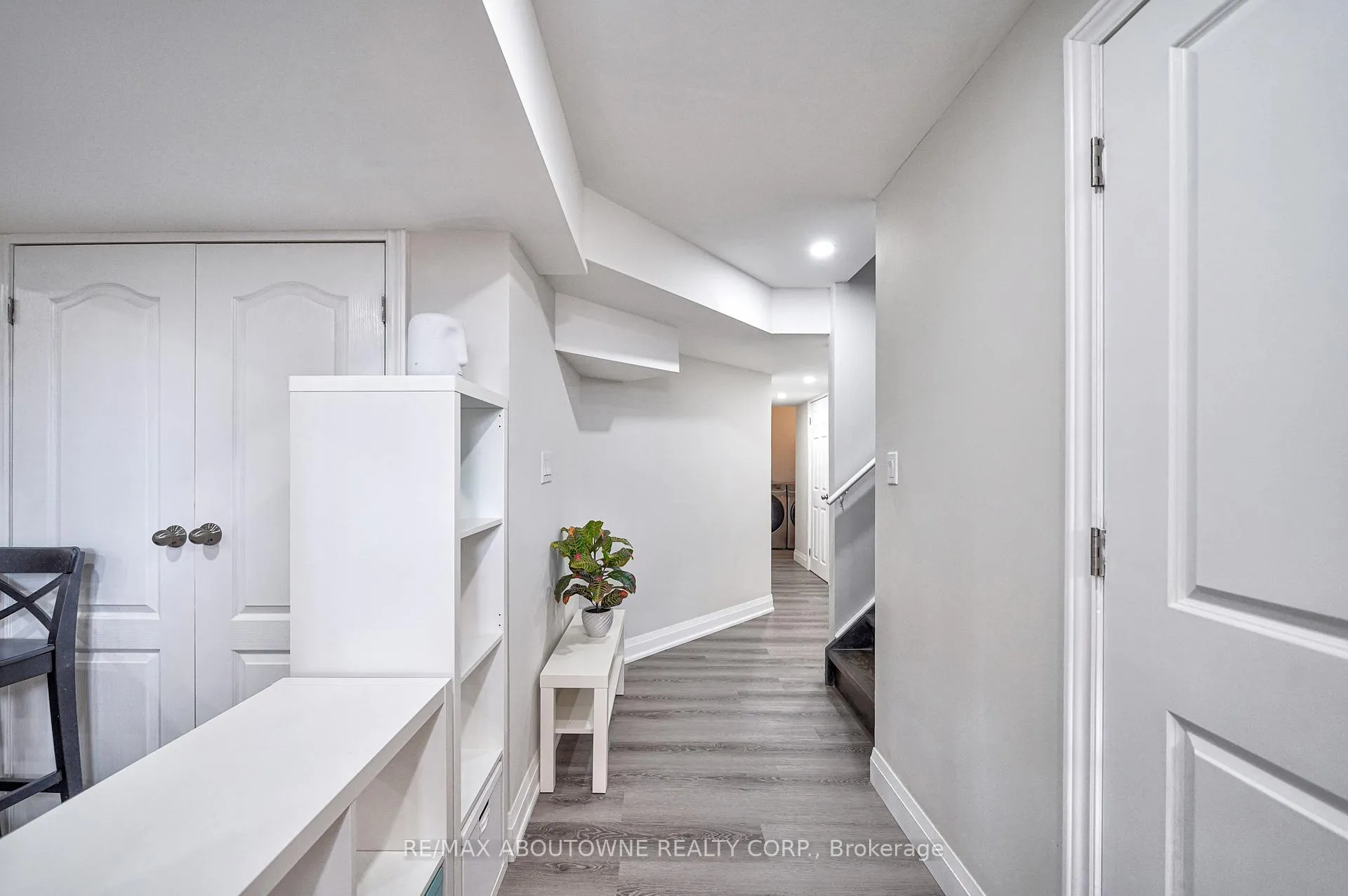 Photo 6 of Unit Lower, 195 Greti Drive, Hamilton, Rural Glanbrook — HOMEH