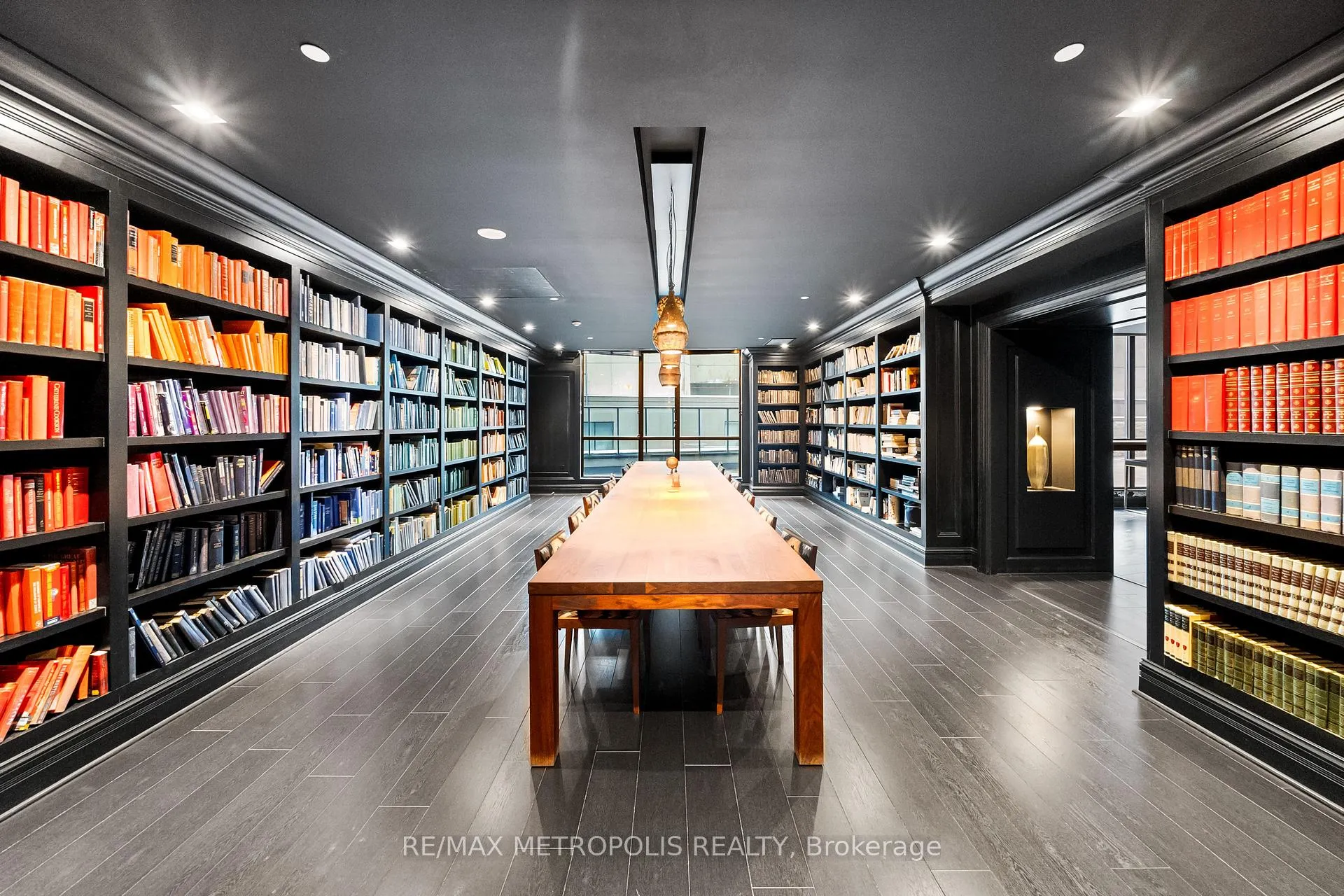 Photo 7 of Unit 1710, 1 Scott Street, Toronto, Waterfront Communities — HOMEH