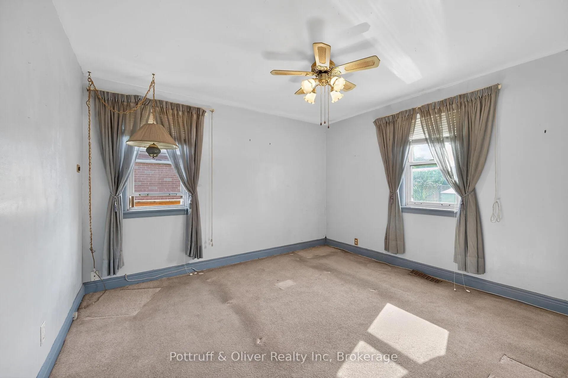 Photo 16 of 167 Taylor Avenue, Hamilton, Glenview — HOMEH
