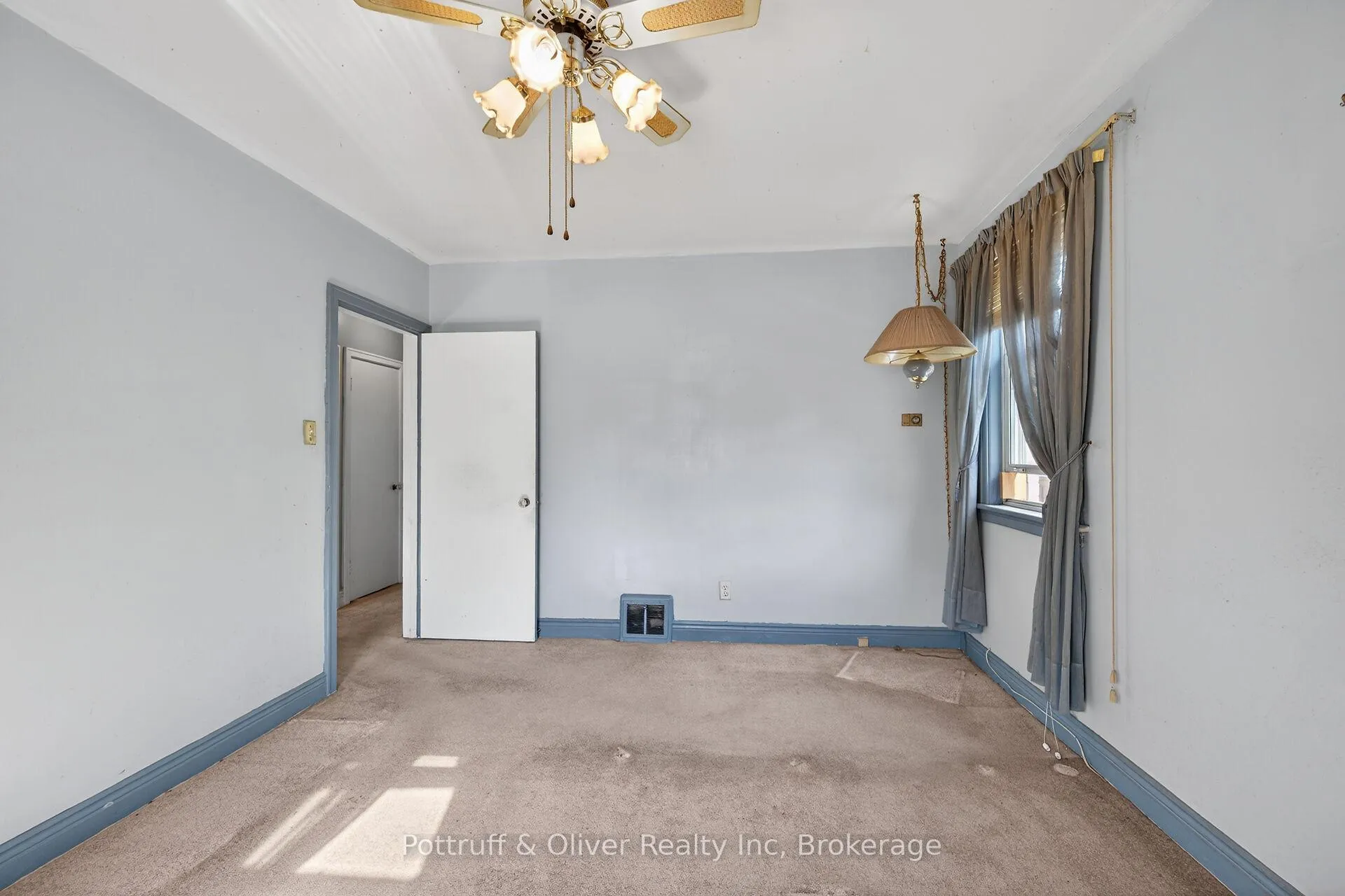 Photo 18 of 167 Taylor Avenue, Hamilton, Glenview — HOMEH