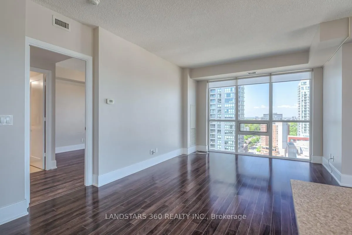 Photo 8 of Unit 2120, 70 Roehampton Avenue, Toronto, Mount Pleasant West — HOMEH