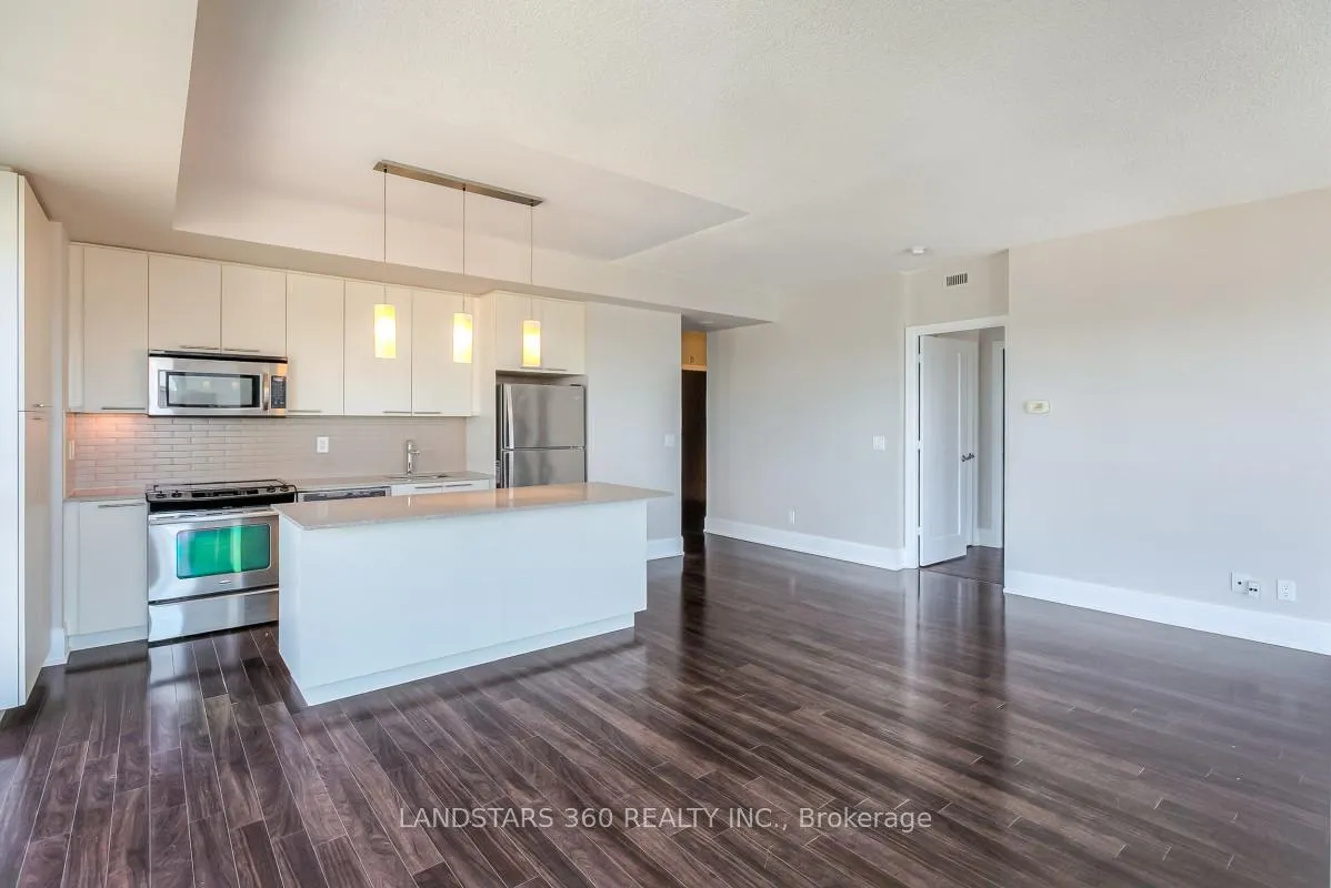 Photo 10 of Unit 2120, 70 Roehampton Avenue, Toronto, Mount Pleasant West — HOMEH