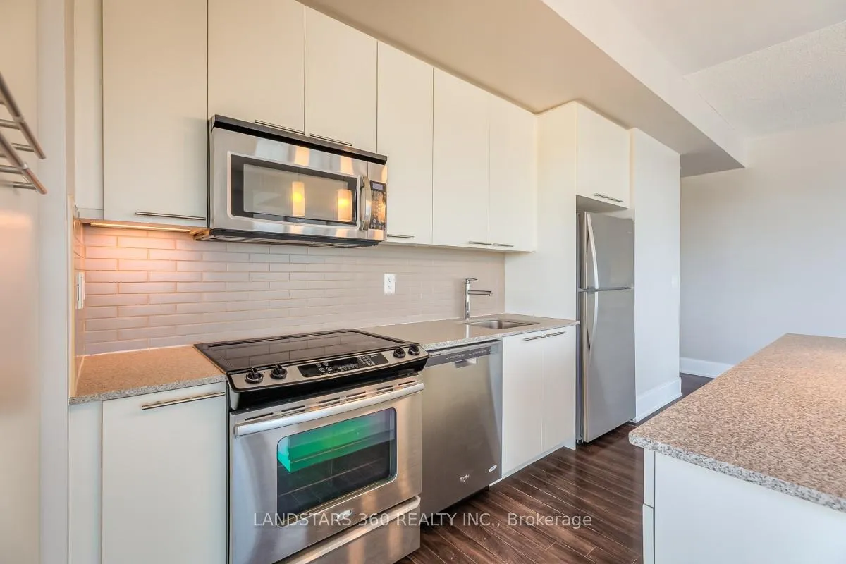 Photo 11 of Unit 2120, 70 Roehampton Avenue, Toronto, Mount Pleasant West — HOMEH