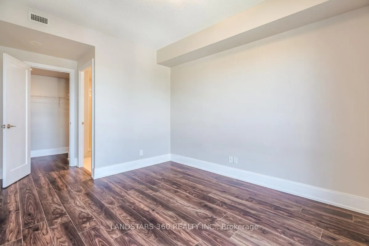 Photo 15 of Unit 2120, 70 Roehampton Avenue, Toronto, Mount Pleasant West — HOMEH