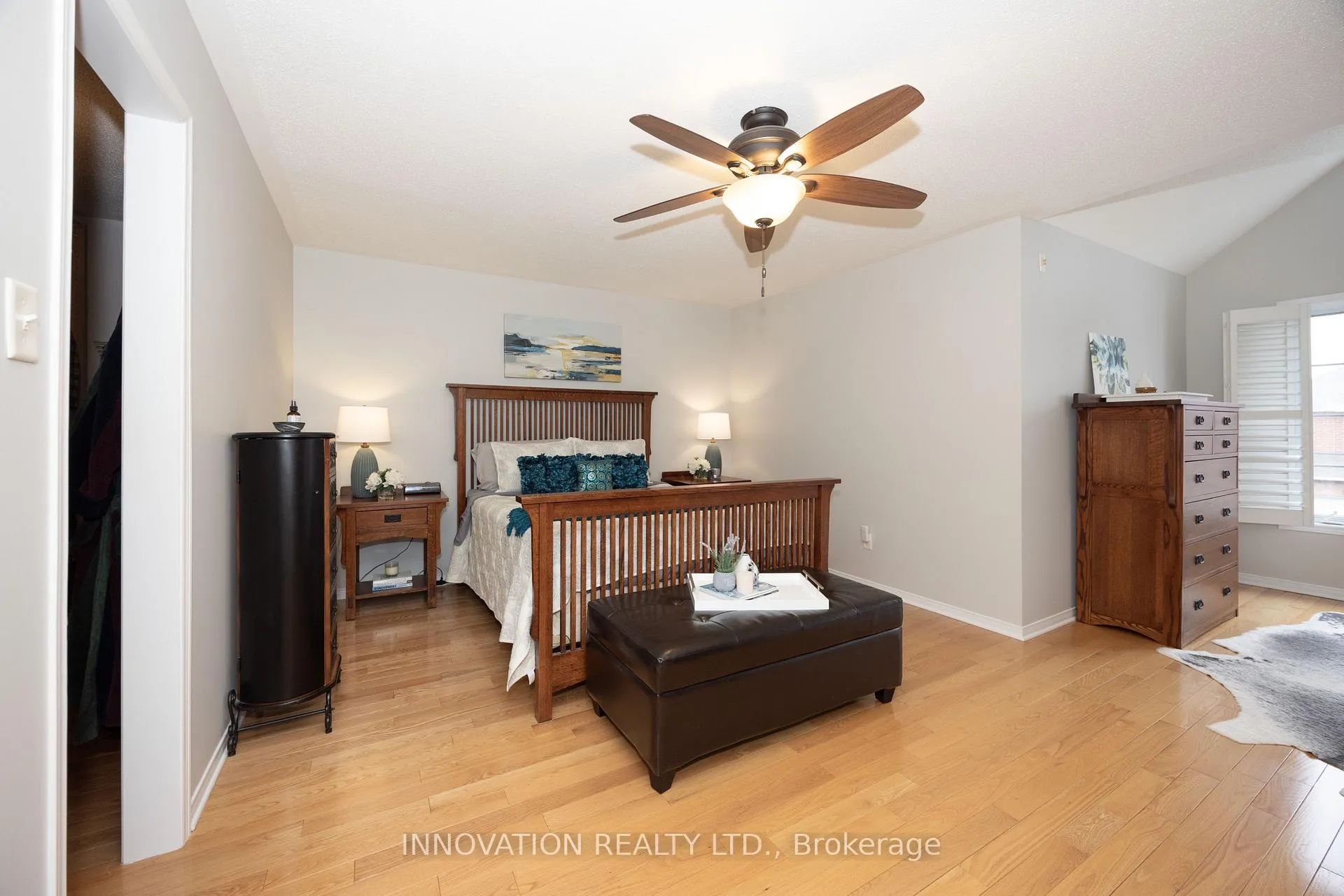Photo 21 of 15 Whithorn Avenue, Ottawa, Kanata - Morgan's Grant/South March — HOMEH