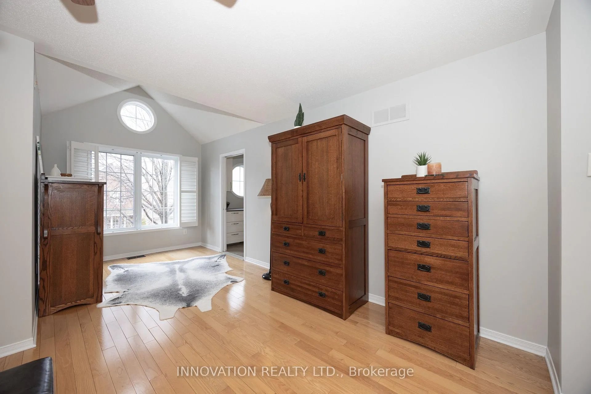 Photo 23 of 15 Whithorn Avenue, Ottawa, Kanata - Morgan's Grant/South March — HOMEH